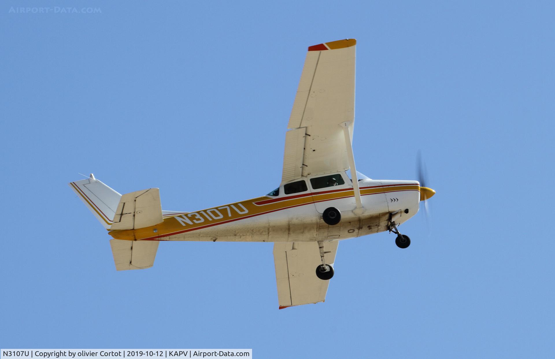 N3107U, 1963 Cessna 182F Skylane C/N 18254507, Apple valley airshow 2019