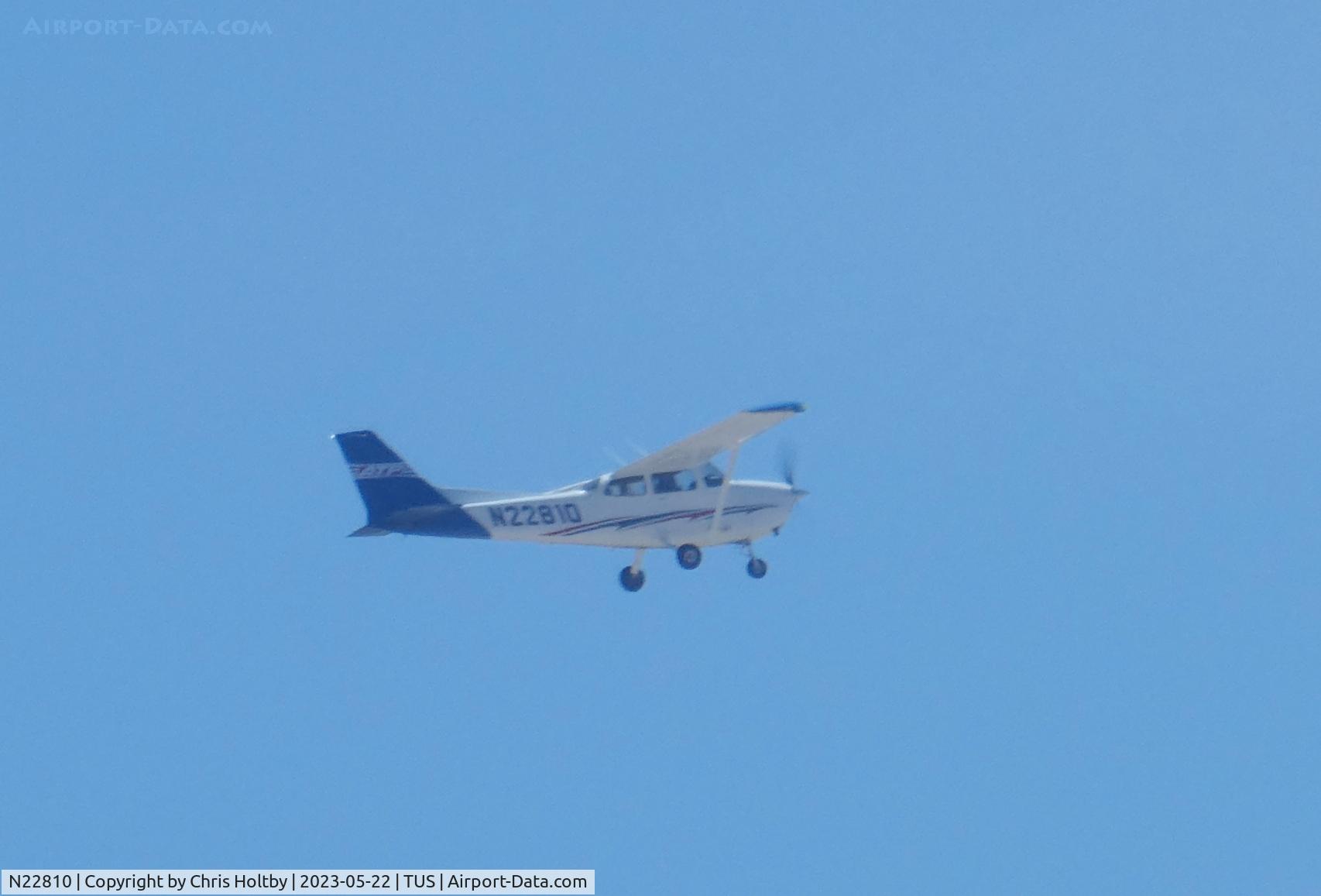 N22810, 2022 Cessna 172S C/N 172S12921, Taking off from Tucson Int. Airport, Arizona