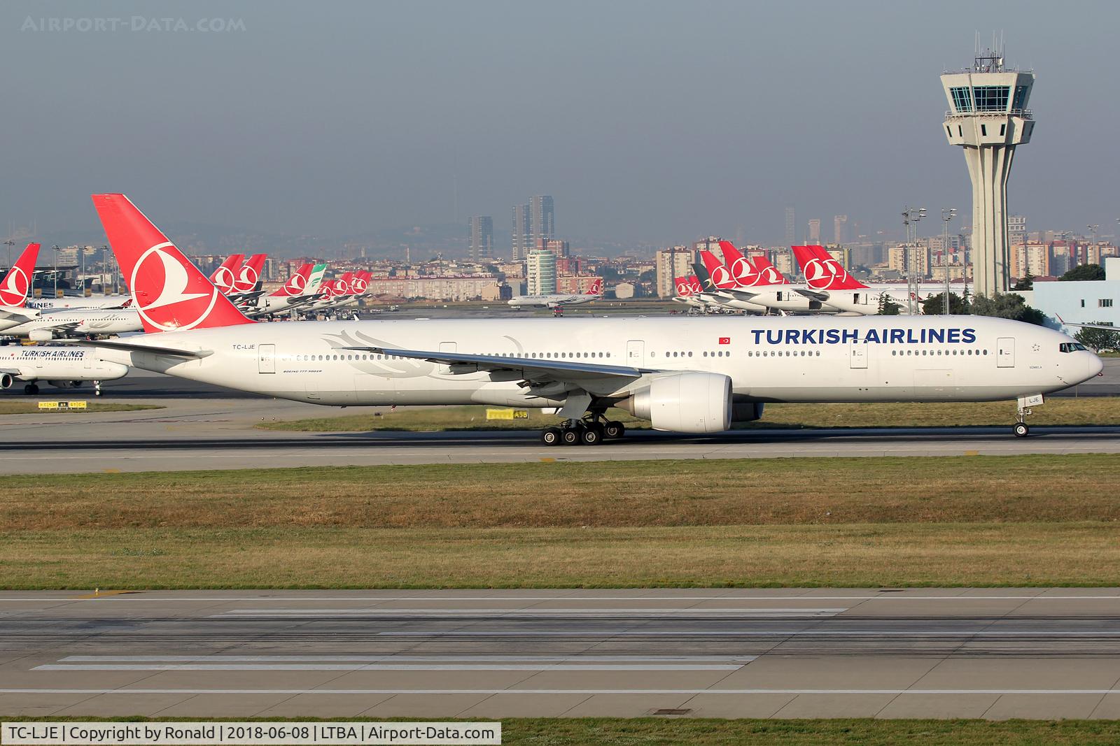 TC-LJE, 2015 Boeing 777-3F2/ER C/N 44126, at ist