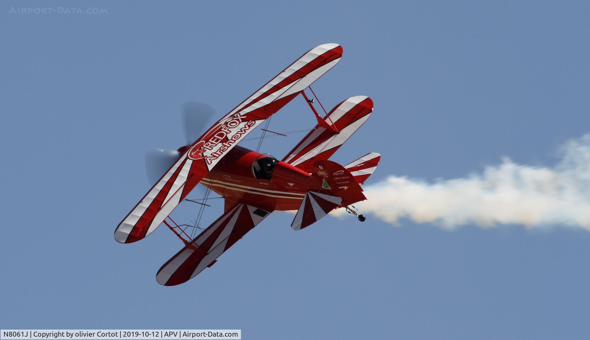 N8061J, 2003 Pitts S-2S Special C/N 434, Apple Valley airshow 2019