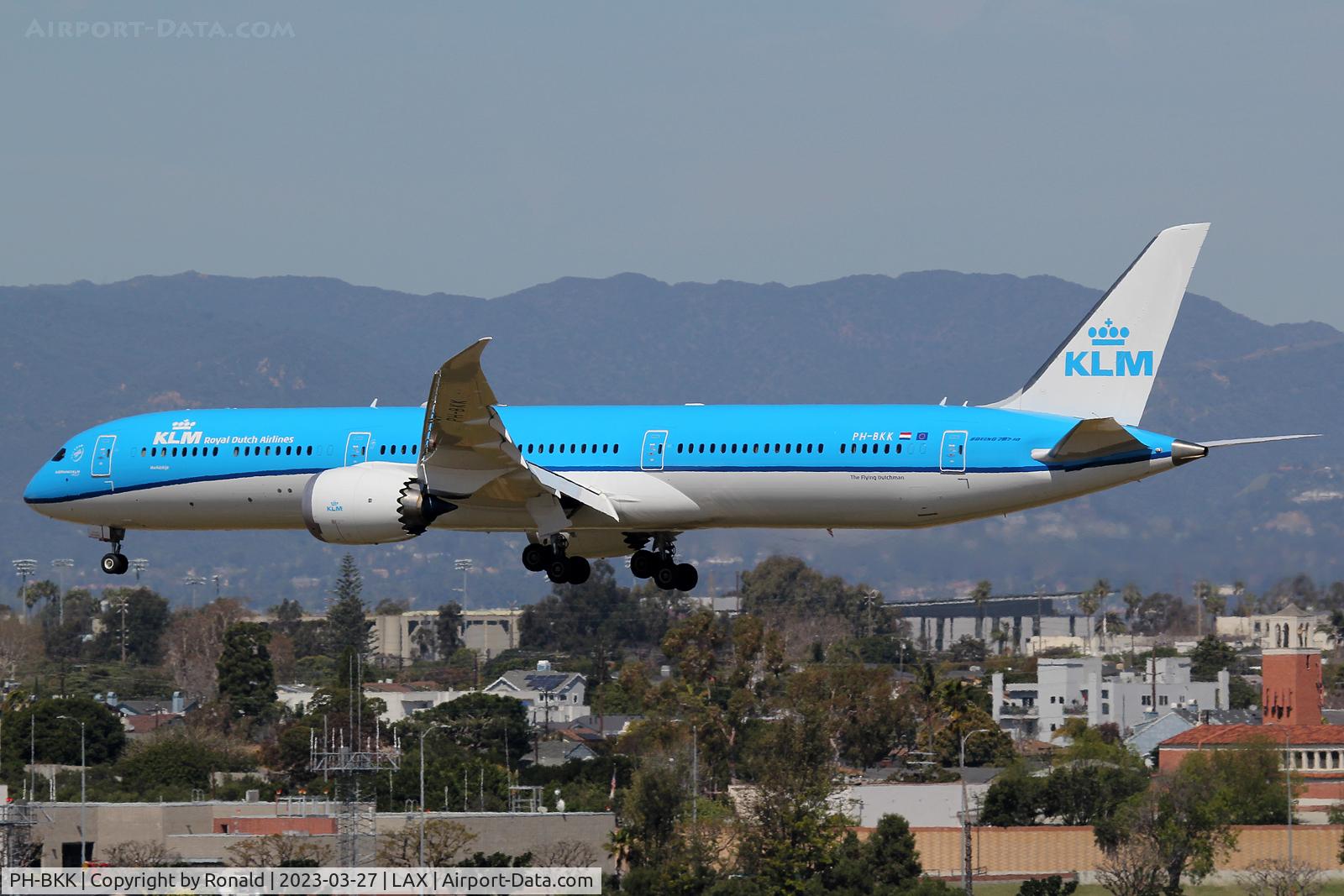 PH-BKK, 2020 Boeing 787-10 Dreamliner Dreamliner C/N 42500, at lax