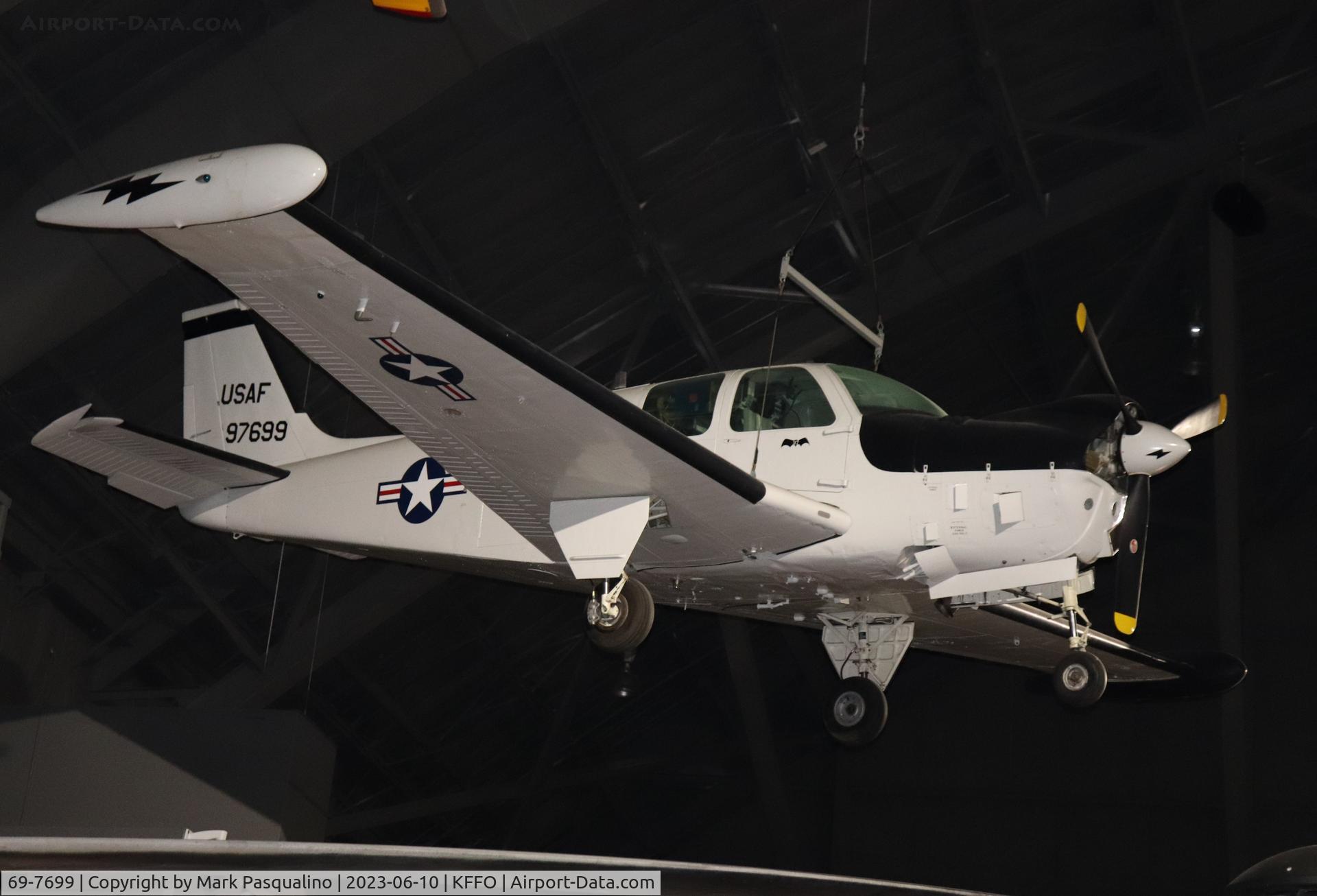69-7699, 1969 Beech QU-22B C/N EB-7, Beech QU-22B