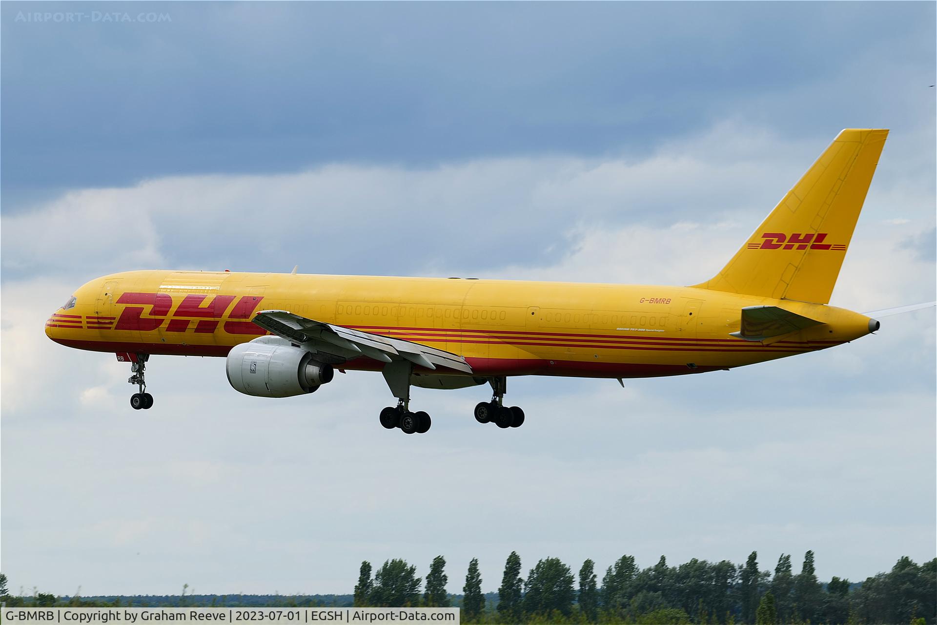 G-BMRB, 1987 Boeing 757-236/SF C/N 23975, Landing at Norwich.