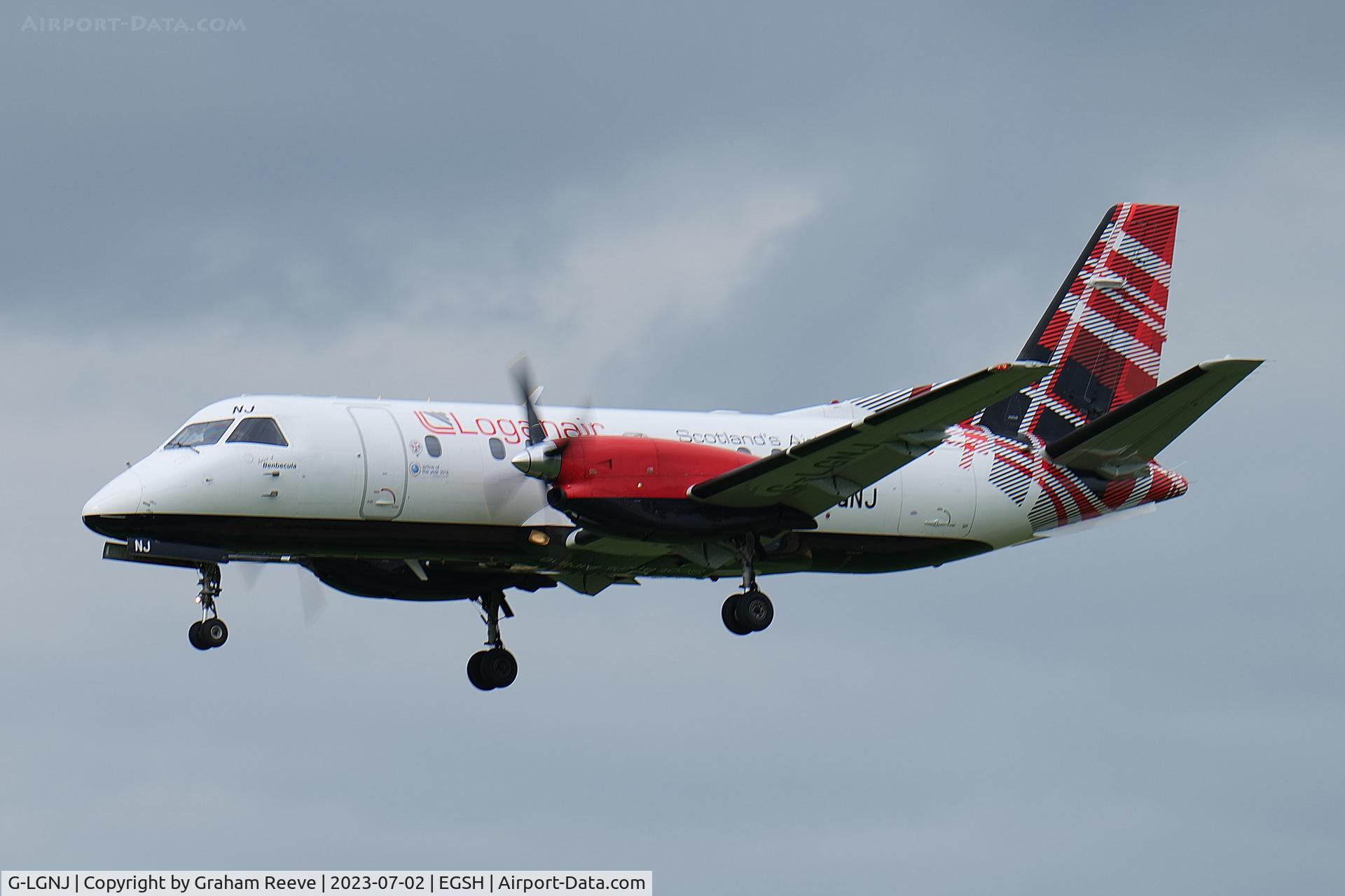G-LGNJ, 1989 Saab 340B C/N 340B-173, Landing at Norwich.