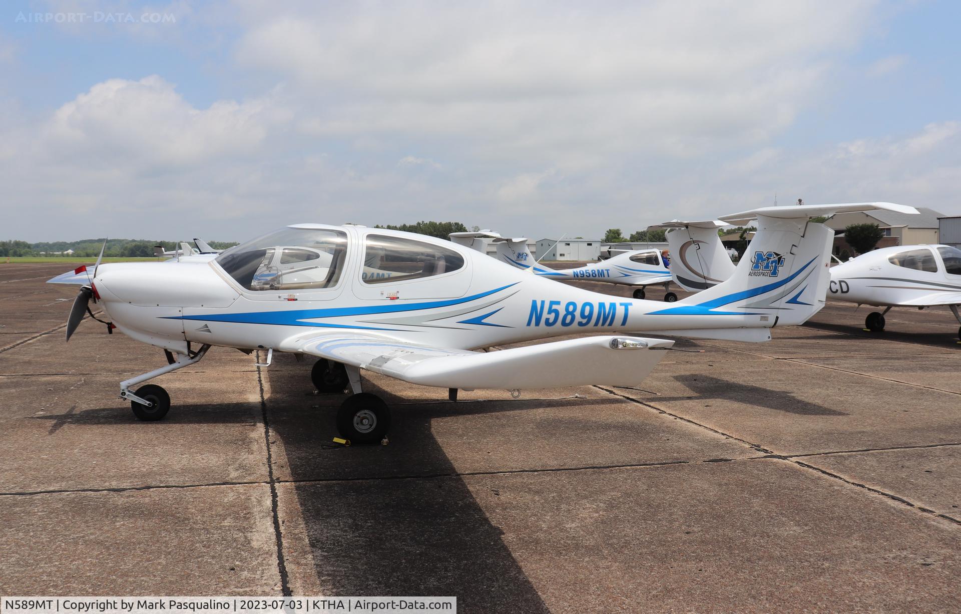 N589MT, Diamond DA-40 Diamond Star C/N 40.978, Diamond DA-40