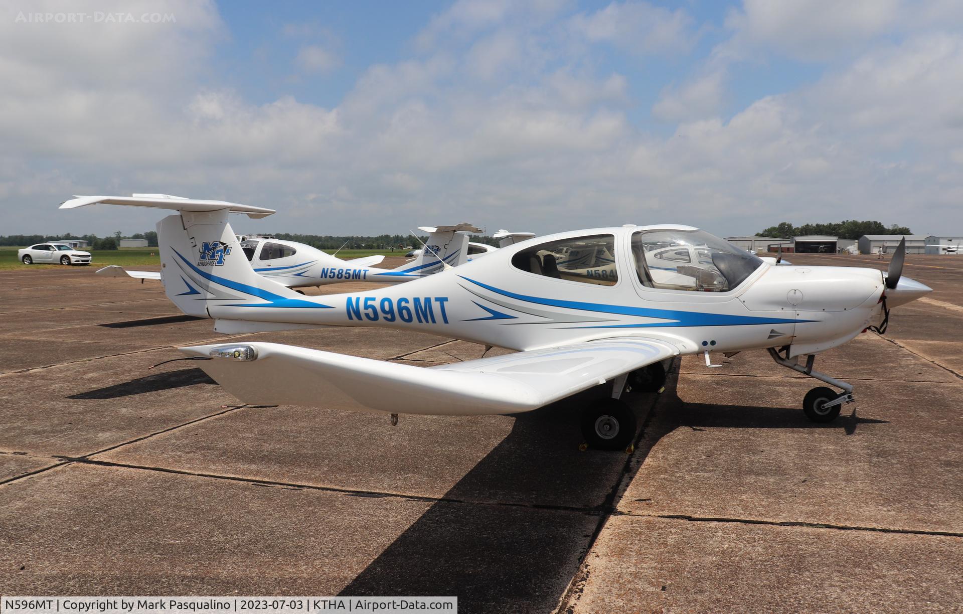 N596MT, 2020 Diamond DA-40 Diamond Star C/N 40.1213, Diamond DA-40