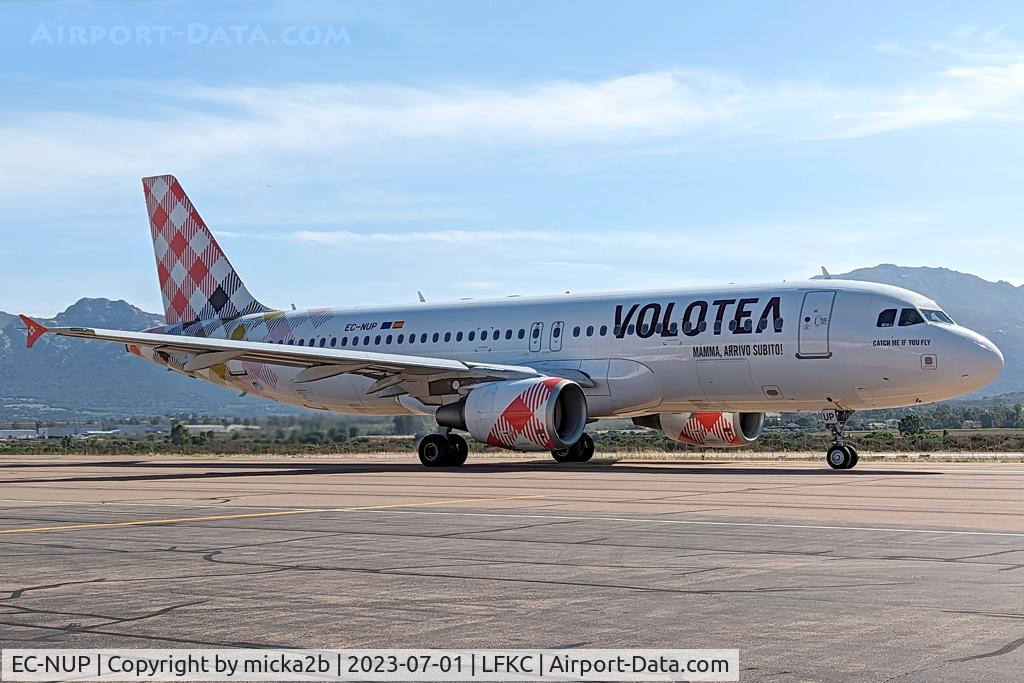 EC-NUP, 2012 Airbus A320-214 C/N 5304, Taxiing
