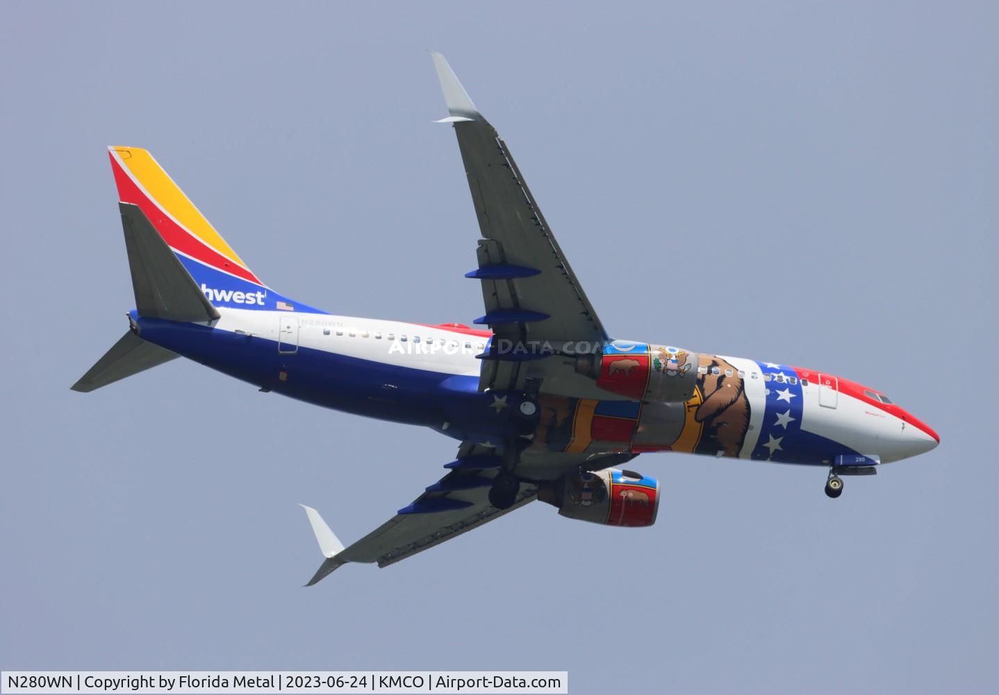 N280WN, 2007 Boeing 737-7H4 C/N 32533, SWA 737 Missouri One zx MCO 17R
