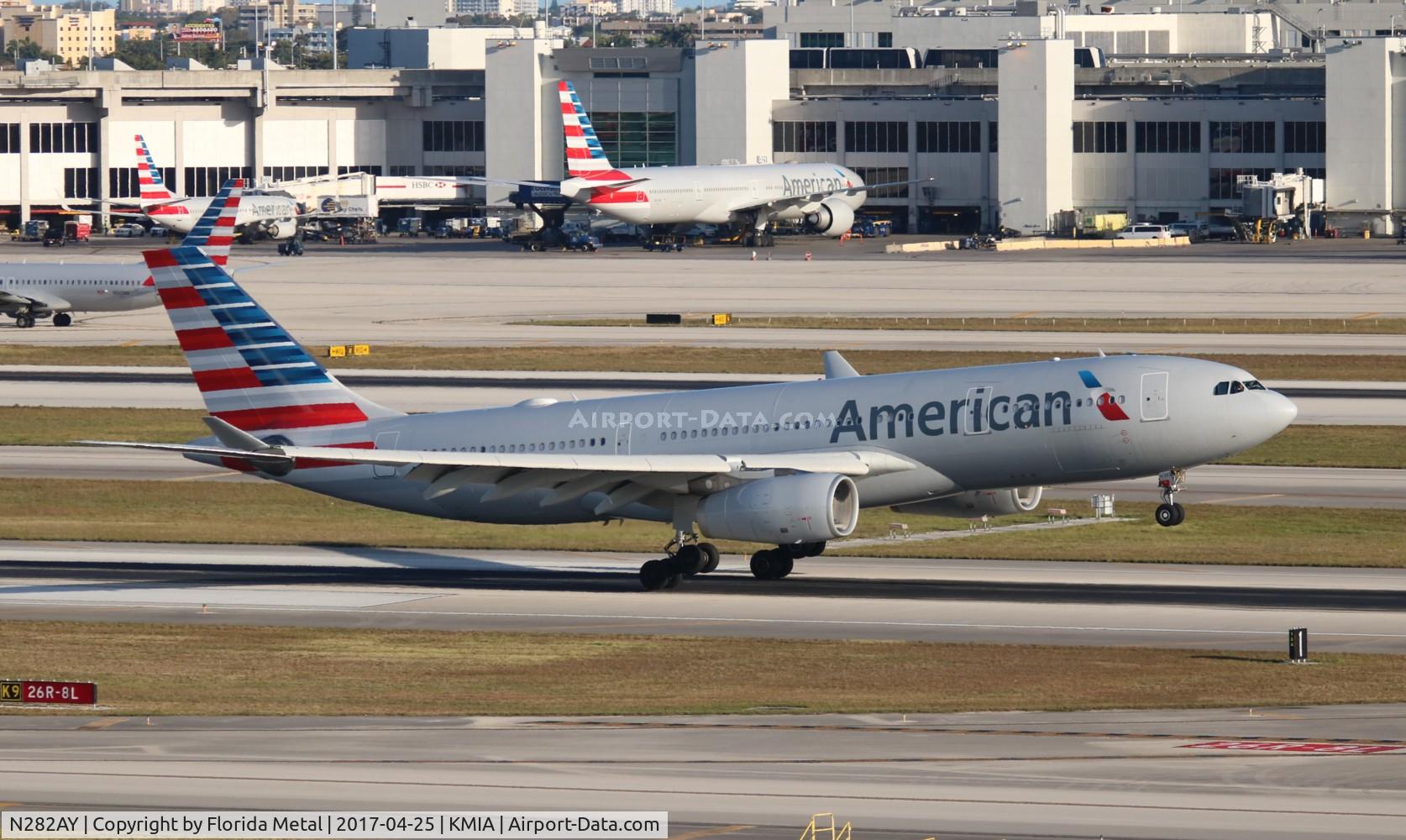 N282AY, 2009 Airbus A330-243 C/N 1069, AAL A332 zx PHL-MIA
