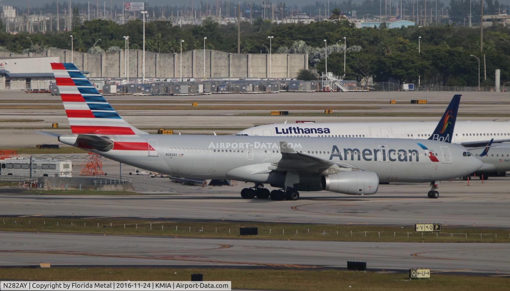 N282AY, 2009 Airbus A330-243 C/N 1069, AAL A332 zx PHL-MIA