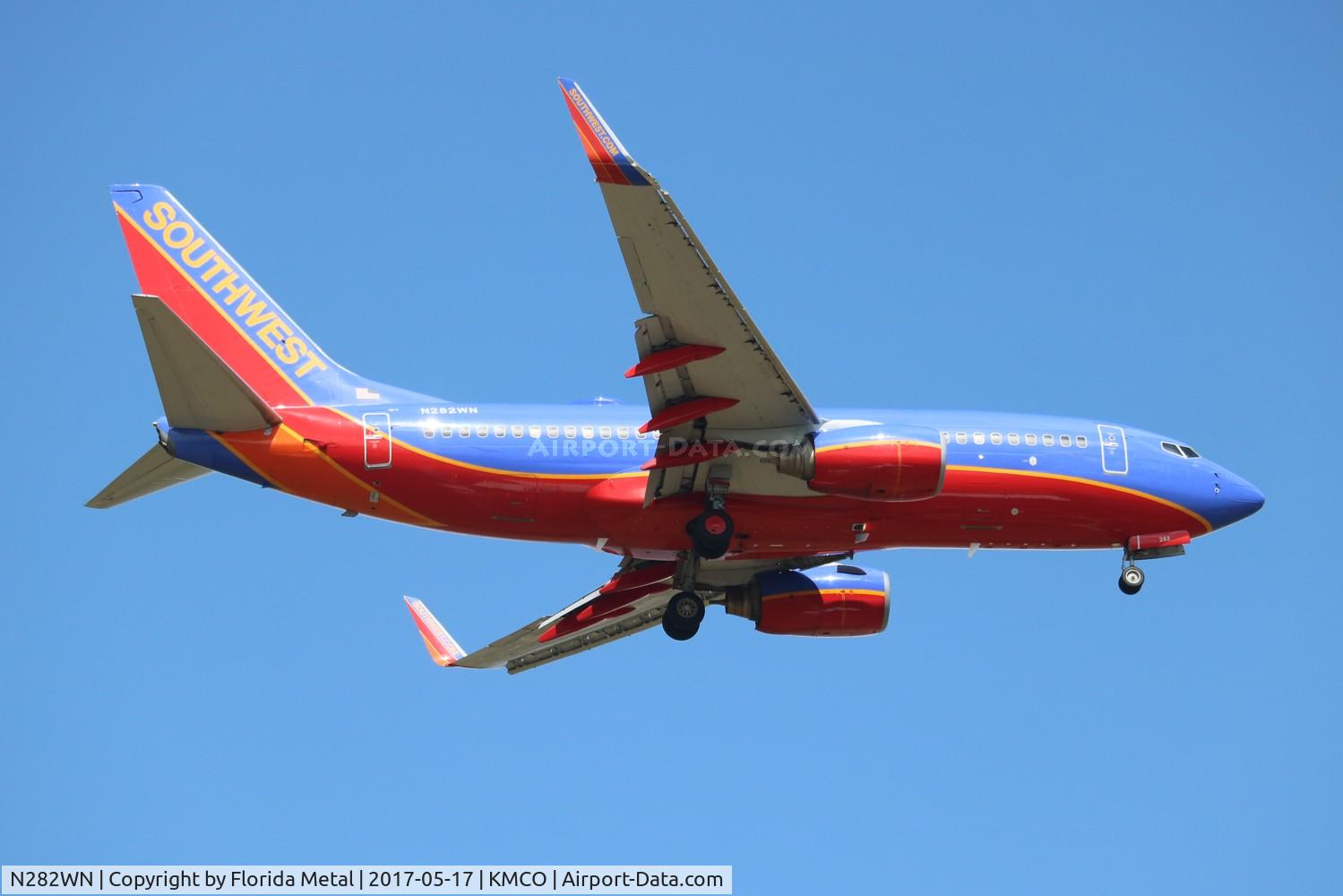 N282WN, 2007 Boeing 737-7H4 C/N 32534, SWA 737 canyon blue zx MCO 18R