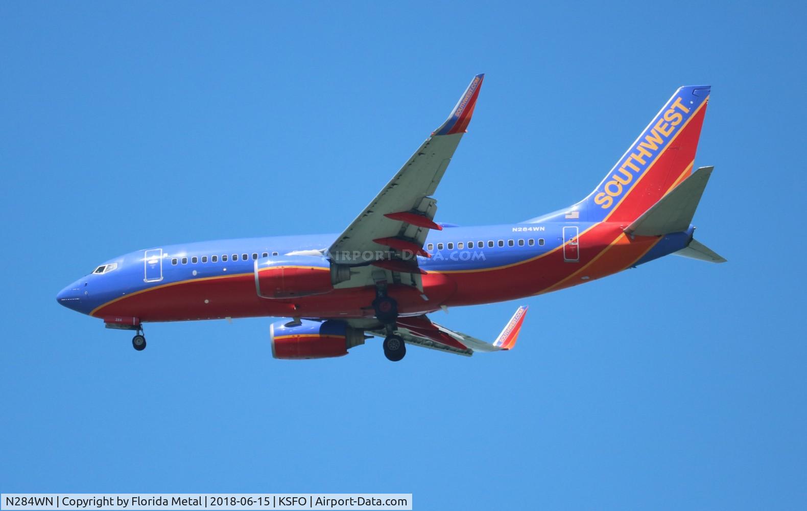 N284WN, 2007 Boeing 737-7H4 C/N 32535, SWA 737 canyon blue zx SFO coyote pt