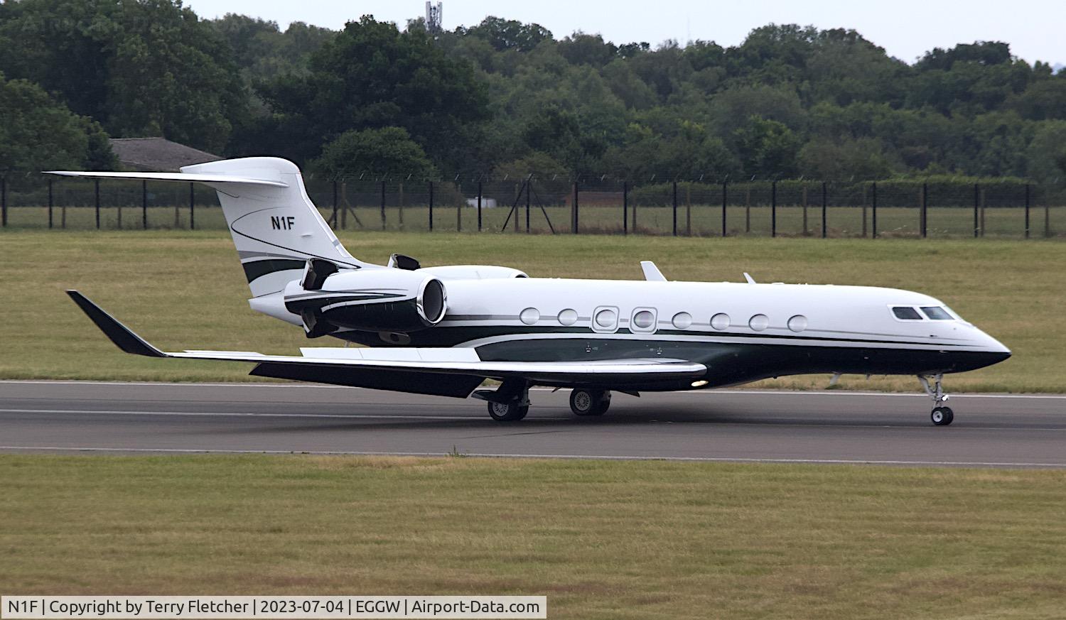 N1F, 2014 Gulfstream Aerospace G650 (G-VI) C/N 6076, At Luton Airport