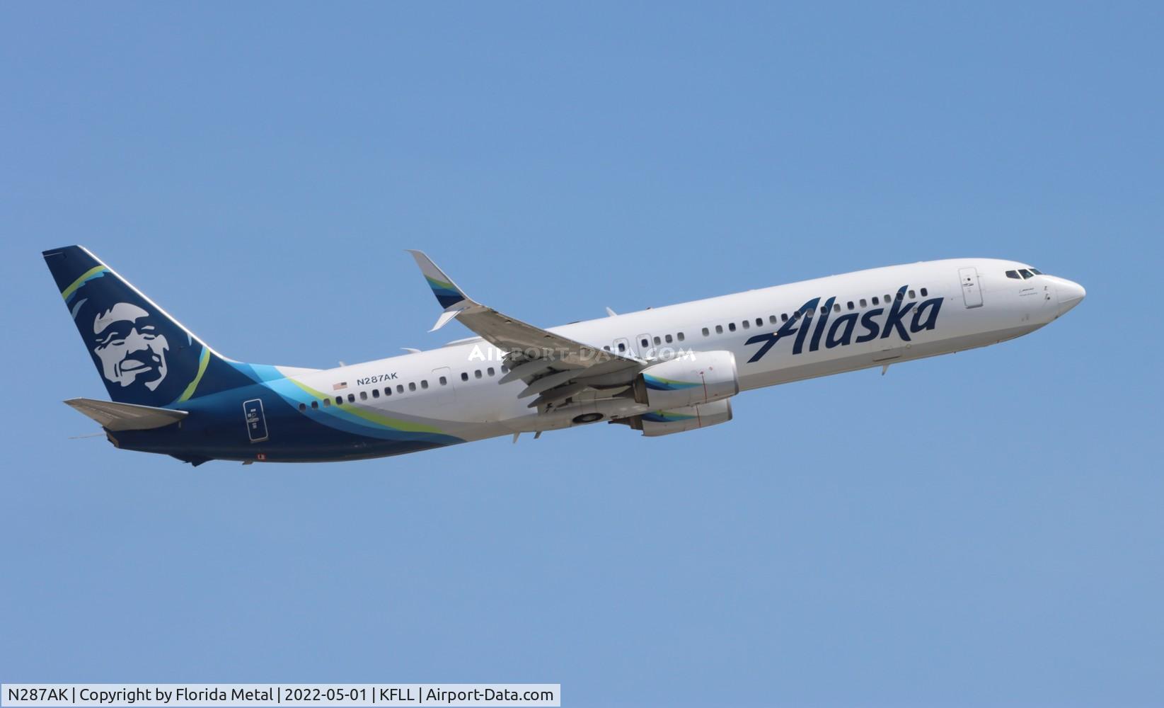 N287AK, 2018 Boeing 737-990ER C/N 36359, ASA 739 zx FLL-SEA
