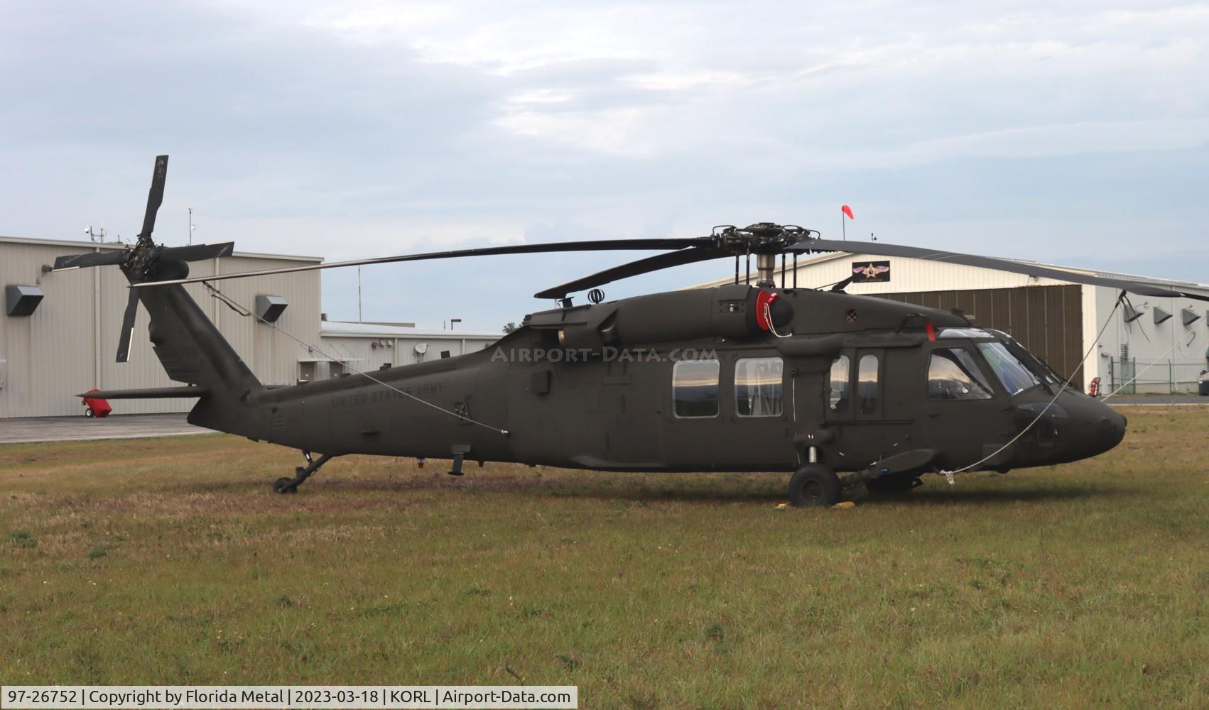 97-26752, 1997 Sikorsky UH-60L Black Hawk C/N 70.2407, US Army UH-60L zx