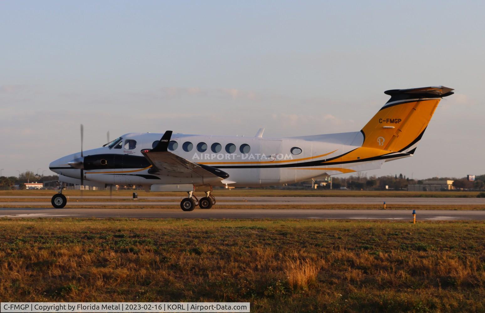 C-FMGP, 2012 Hawker Beechcraft 350i King Air (B300) C/N FL-783, King Air 350 zx