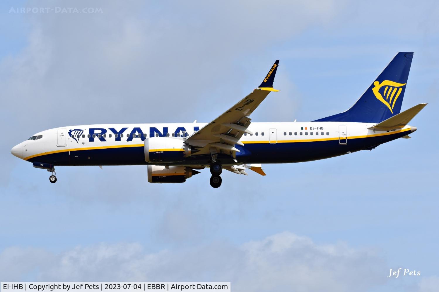 EI-IHB, 2023 Boeing 737-8-200 MAX C/N 67082, On final at Brussels Aitport.
