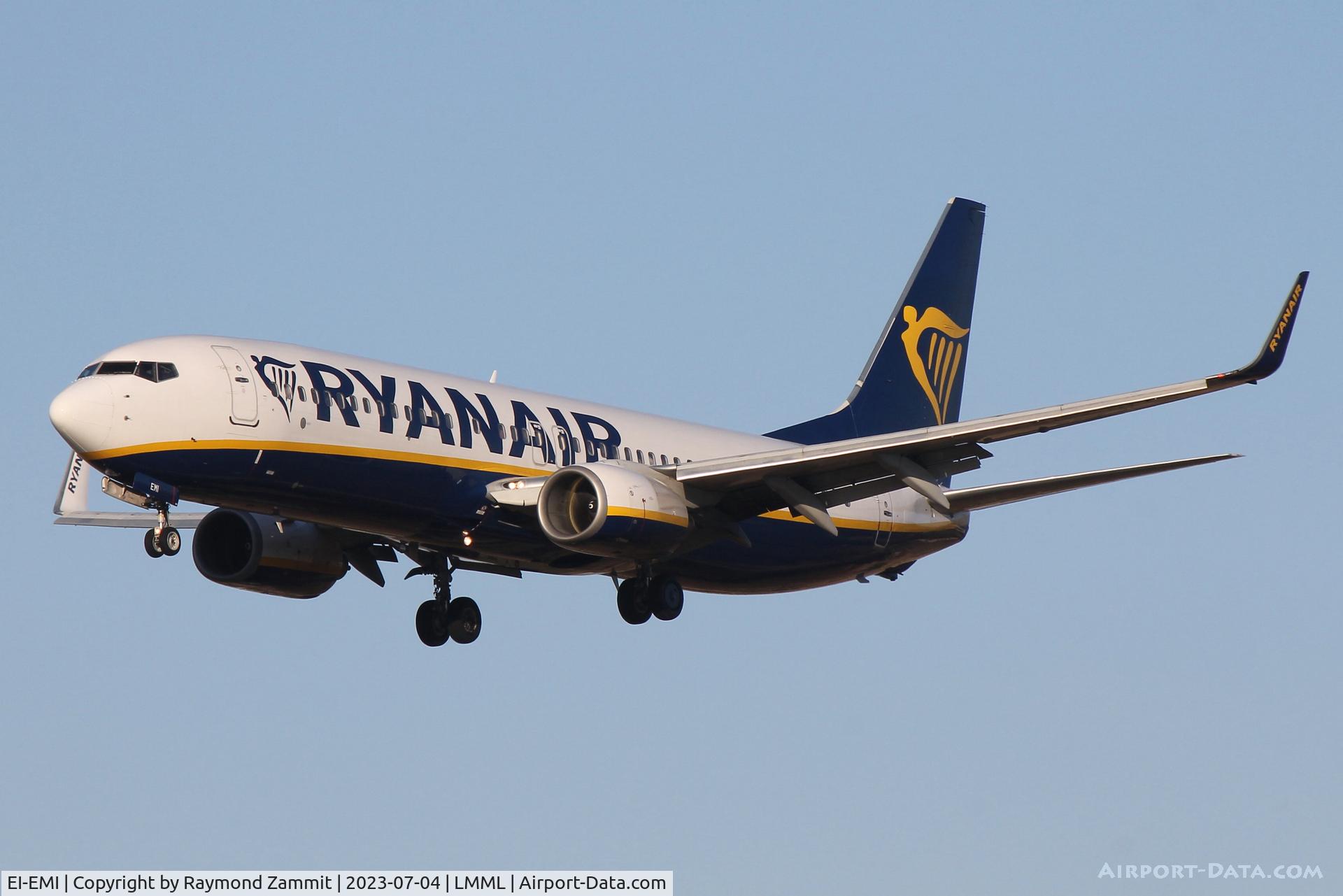EI-EMI, 2010 Boeing 737-8AS C/N 34979, B737-800 EI-EMI Ryanair