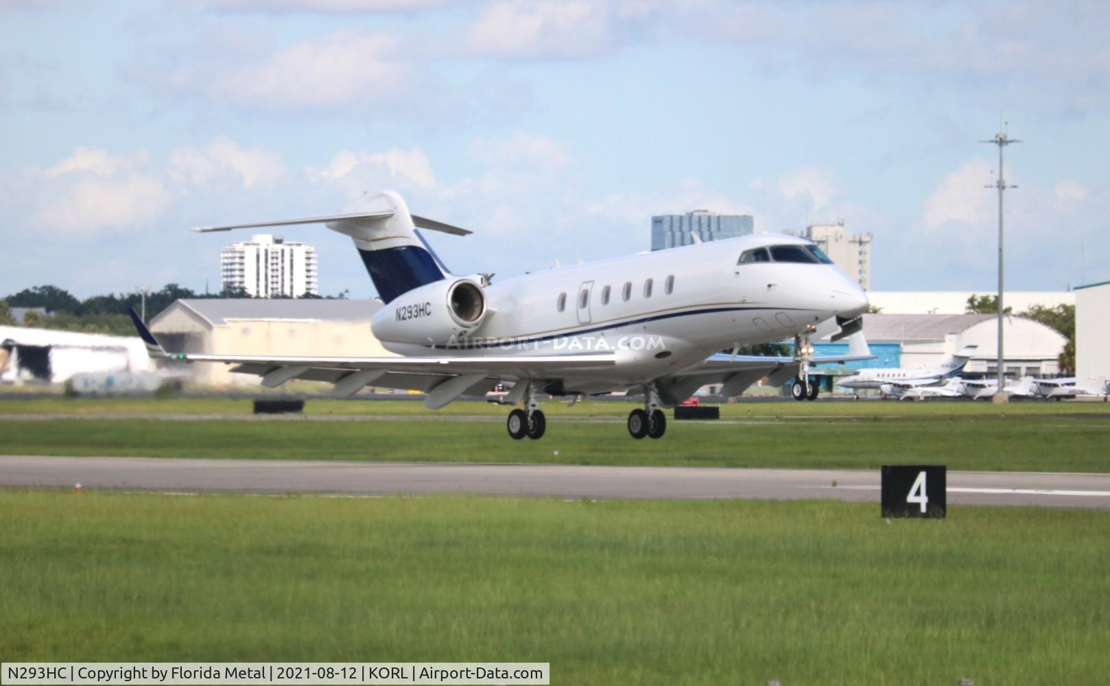 N293HC, 2011 Bombardier Challenger 300 (BD-100-1A10) C/N 20330, Challenger 300 zx