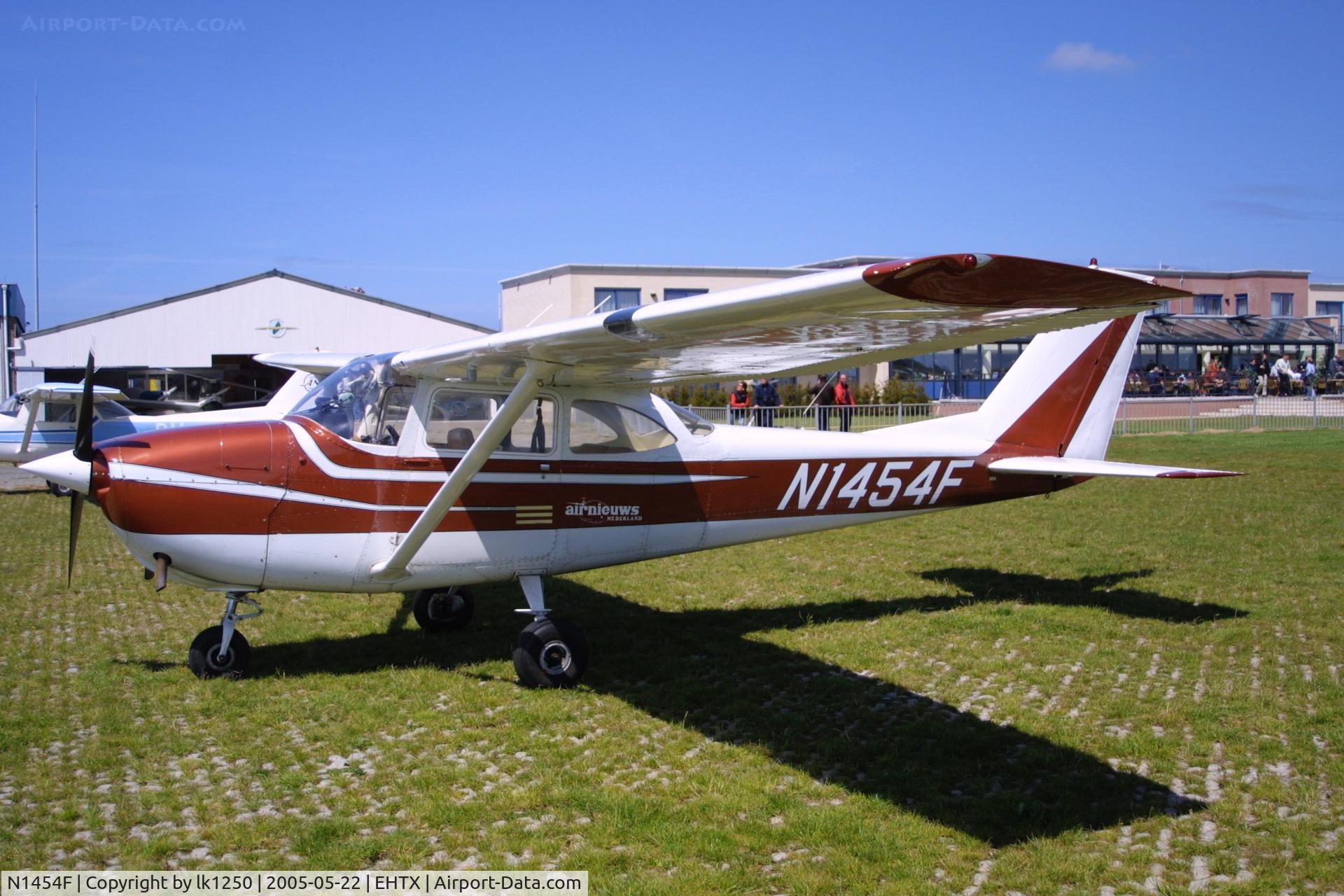 N1454F, 1966 Cessna 172H Skyhawk C/N 17254949, At a fly-in at Texel in 2005
