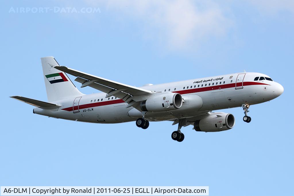 A6-DLM, 2005 Airbus A320-232 C/N 2403, at lhr