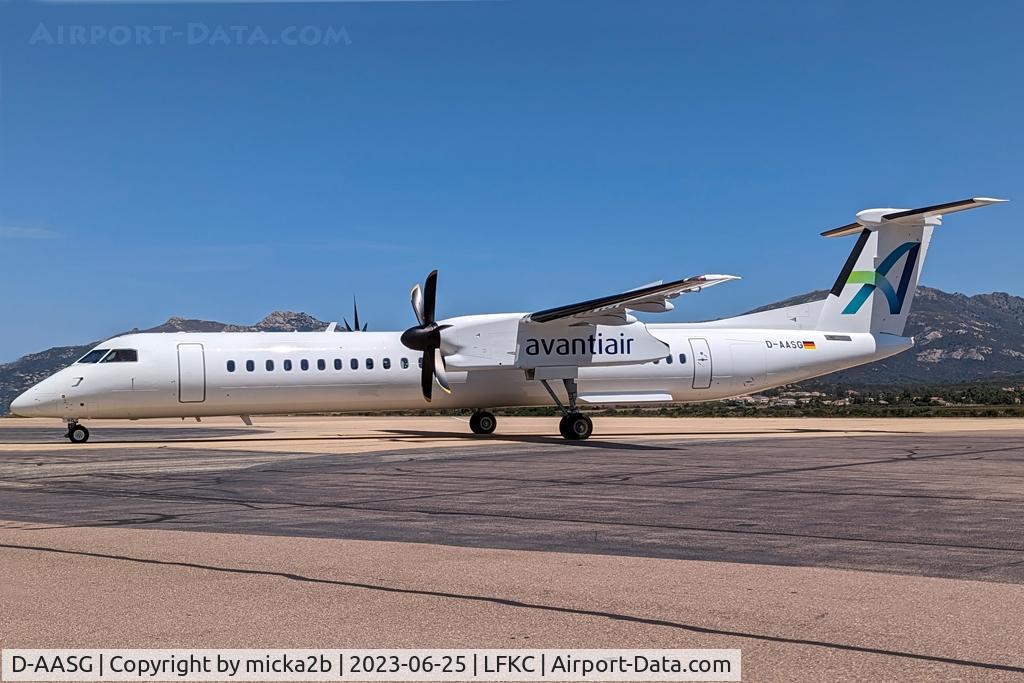 D-AASG, 2003 De Havilland Canada DHC-8-402Q Dash 8 C/N 4087, Taxiing