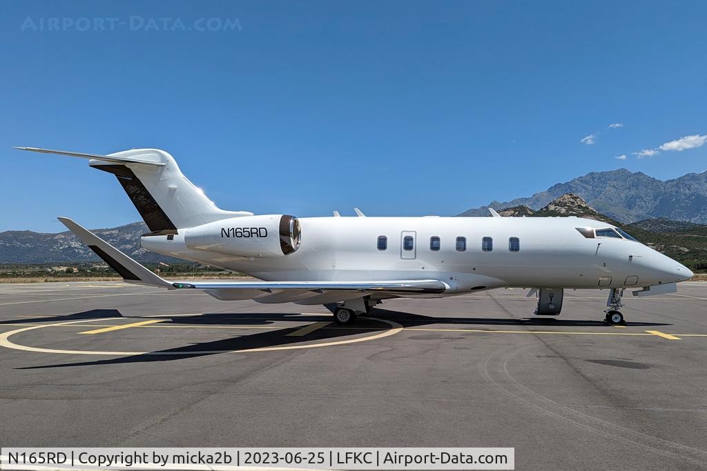 N165RD, 2018 Bombardier Challenger 350 C/N 20745, Parked