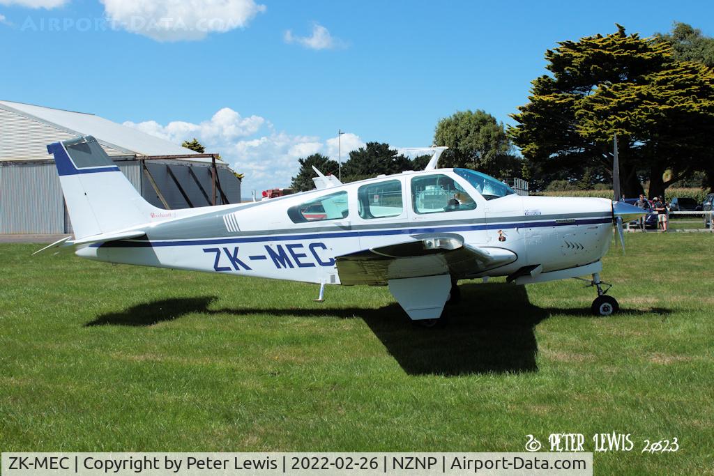 ZK-MEC, 1967 Beech 35-C33A Debonair C/N CE-167, B C Lucas, Kerikeri