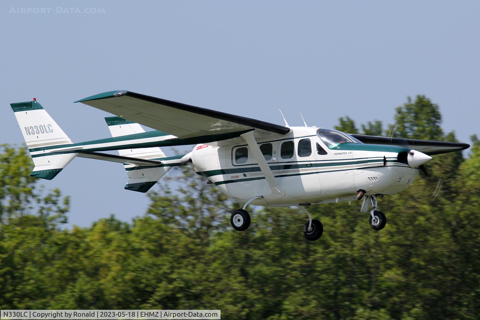 N330LC, 1980 Cessna P337H Pressurized Skymaster C/N P337-0352, at ehmz