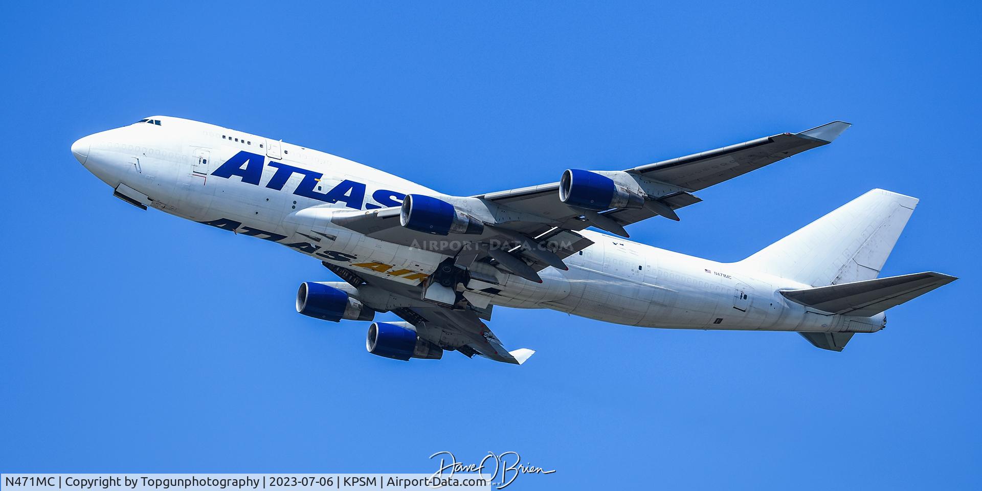 N471MC, 1997 Boeing 747-412 C/N 26557, GIANT8265 departs for TX