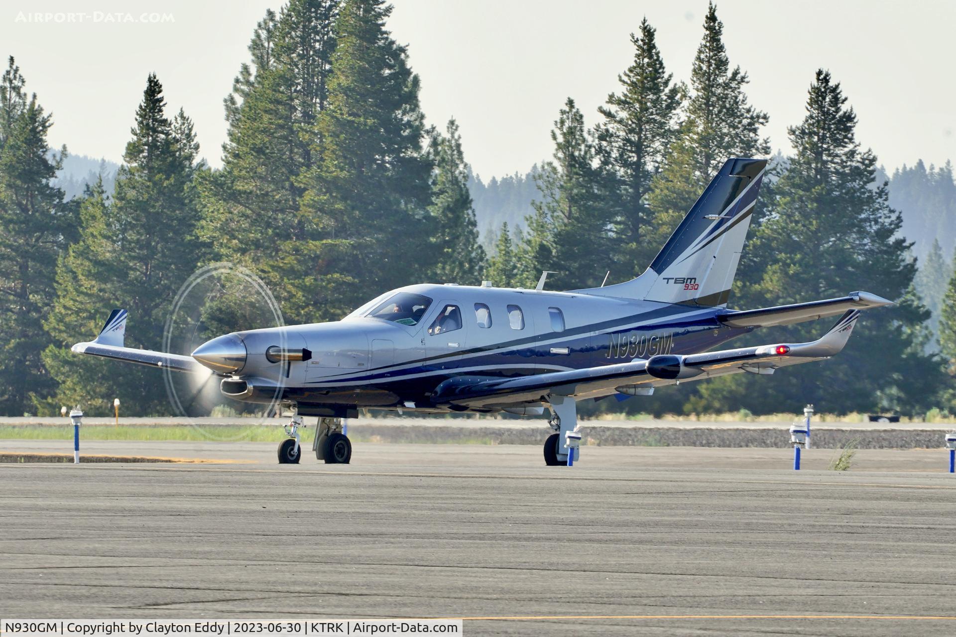 N930GM, 2016 Socata TBM 700 C/N 1123, Truckee Tahoe airport in Caliornia 2023.
