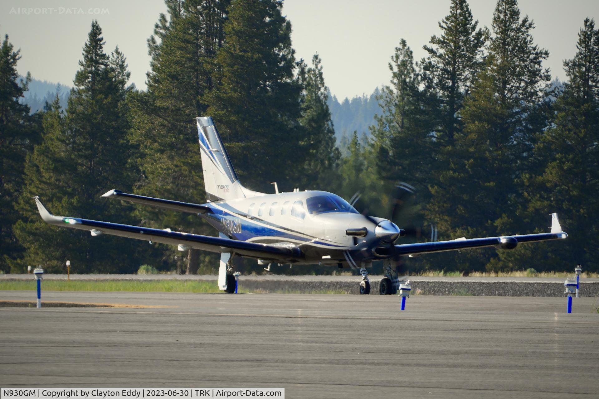 N930GM, 2016 Socata TBM 700 C/N 1123, Truckee Tahoe airport in Caliornia 2023.