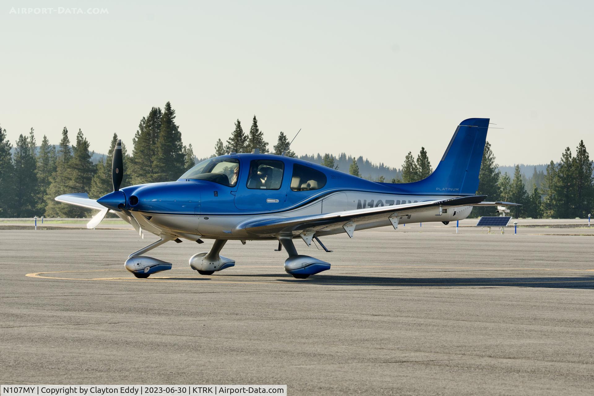 N107MY, 2018 Cirrus SR22T C/N 1751, Truckee Tahoe airport in California 2023.