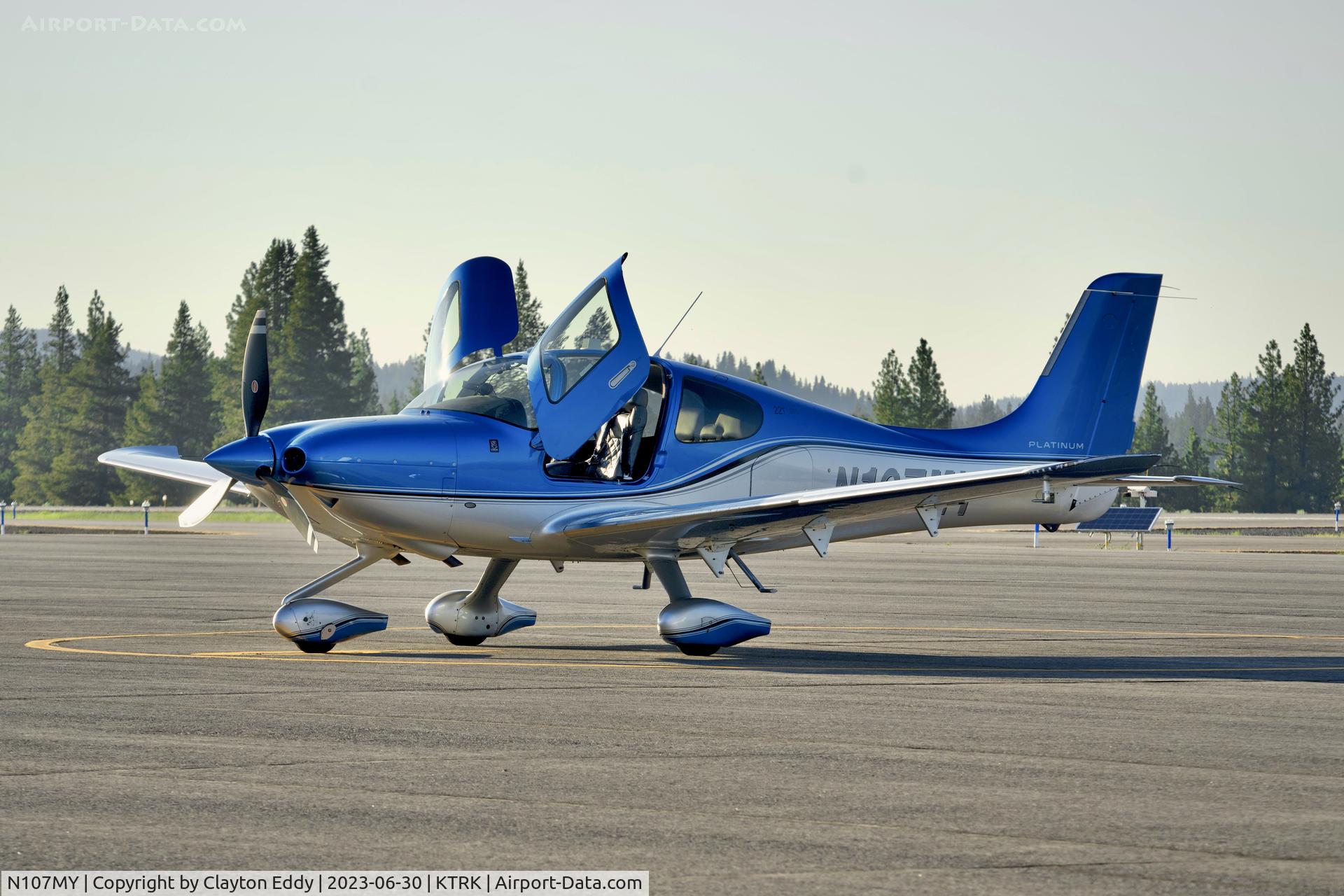 N107MY, 2018 Cirrus SR22T C/N 1751, Truckee Tahoe airport in California 2023.