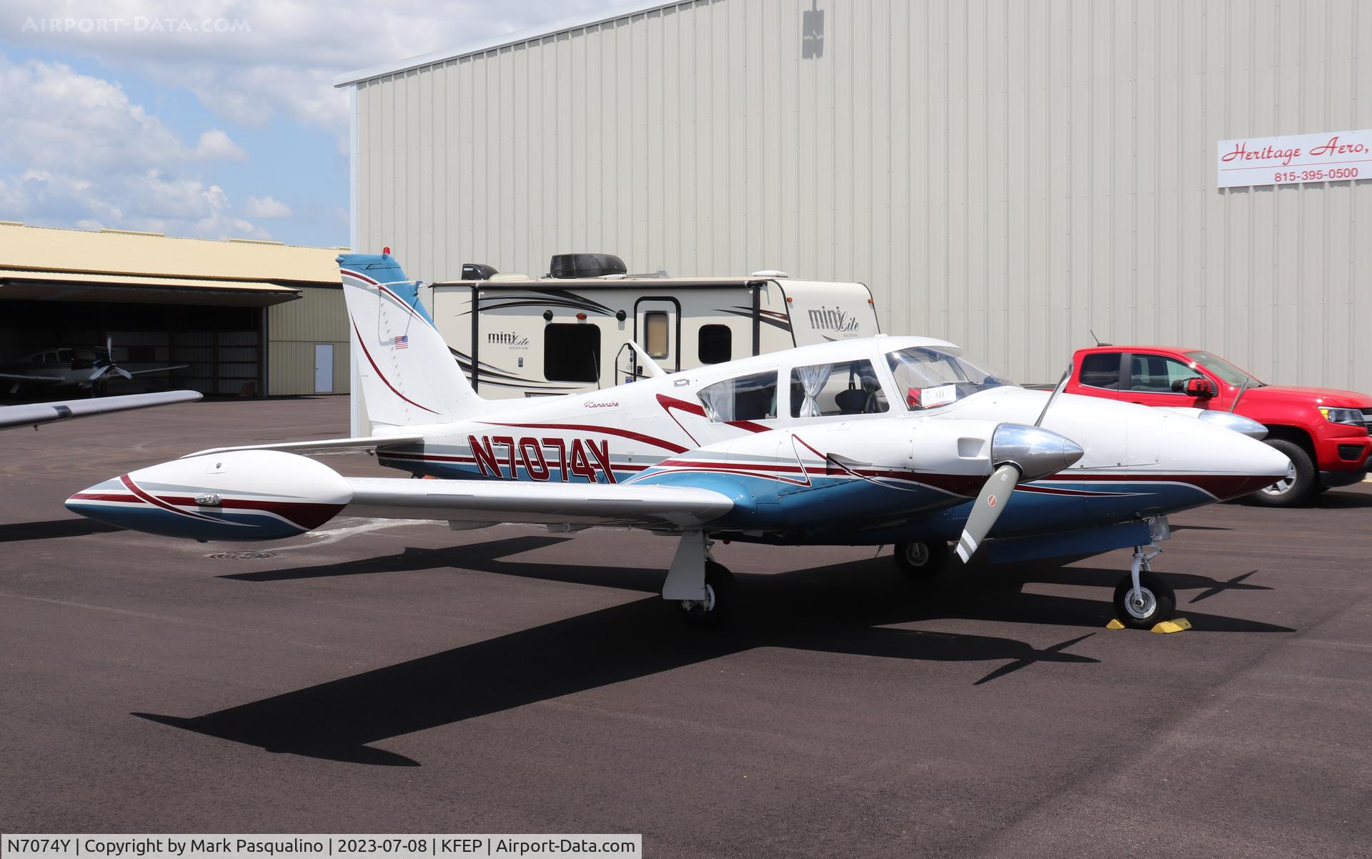 N7074Y, 1963 Piper PA-30 Twin Comanche C/N 30-87, Piper PA-30