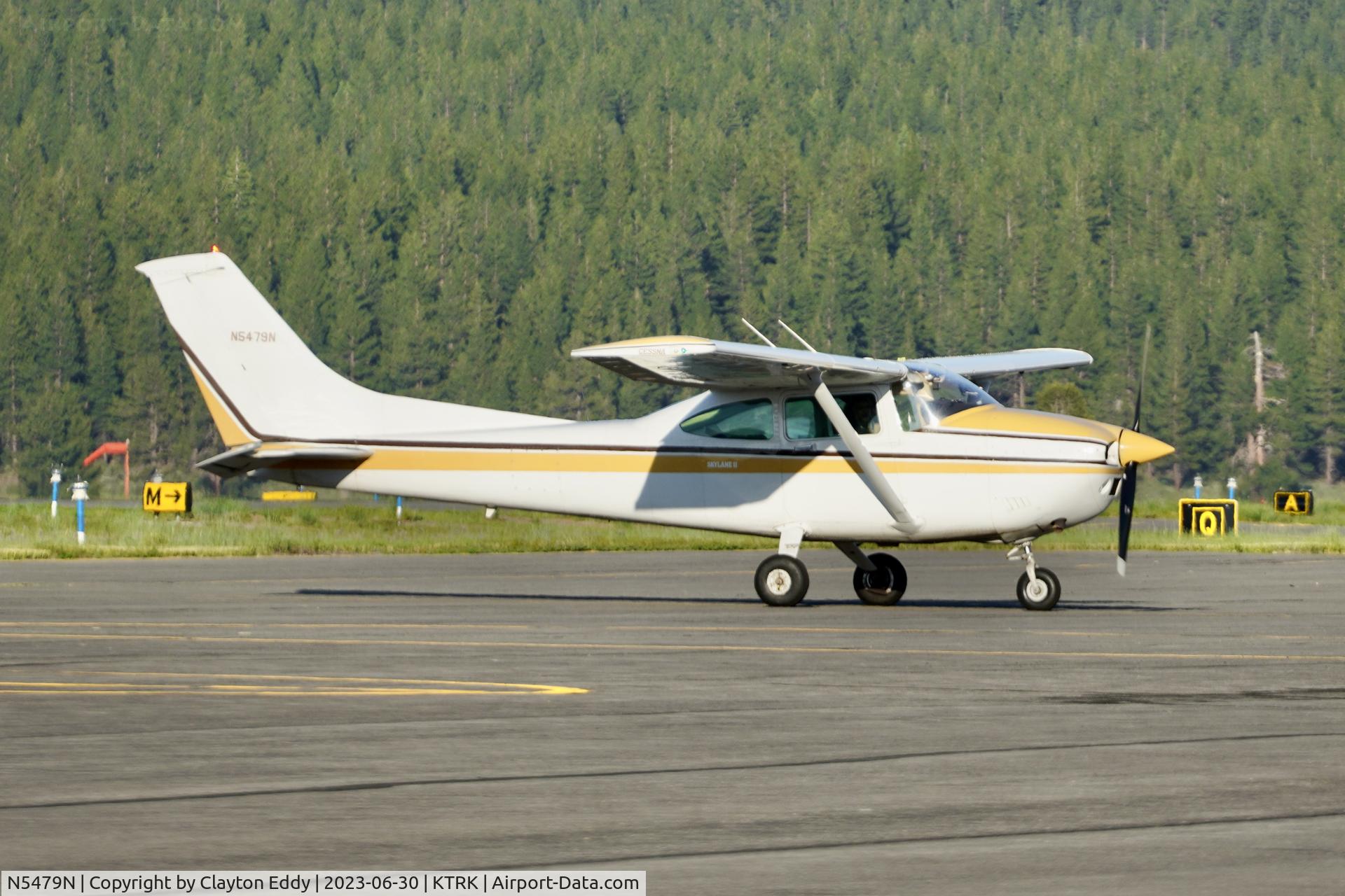 N5479N, 1980 Cessna 182R Skylane C/N 18267748, Truckee Tahoe airport in California 2023.