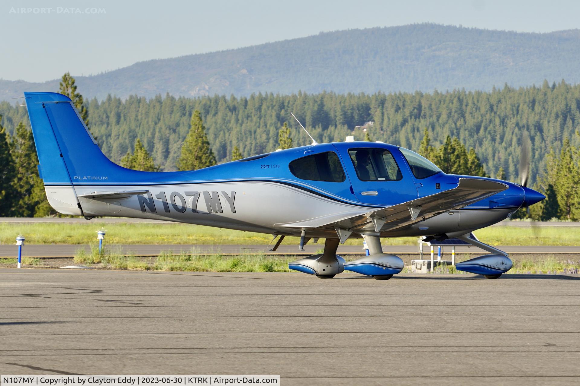 N107MY, 2018 Cirrus SR22T C/N 1751, Truckee Tahoe airport in California 2023.