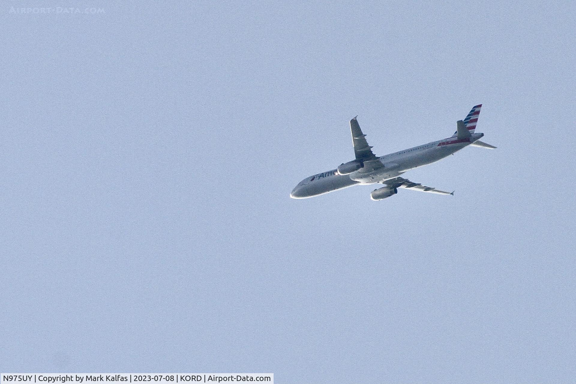 N975UY, 2011 Airbus A321-231 C/N 4935, American Airlines A321 N975UY, AA1543 departing ORD en-route to SAN