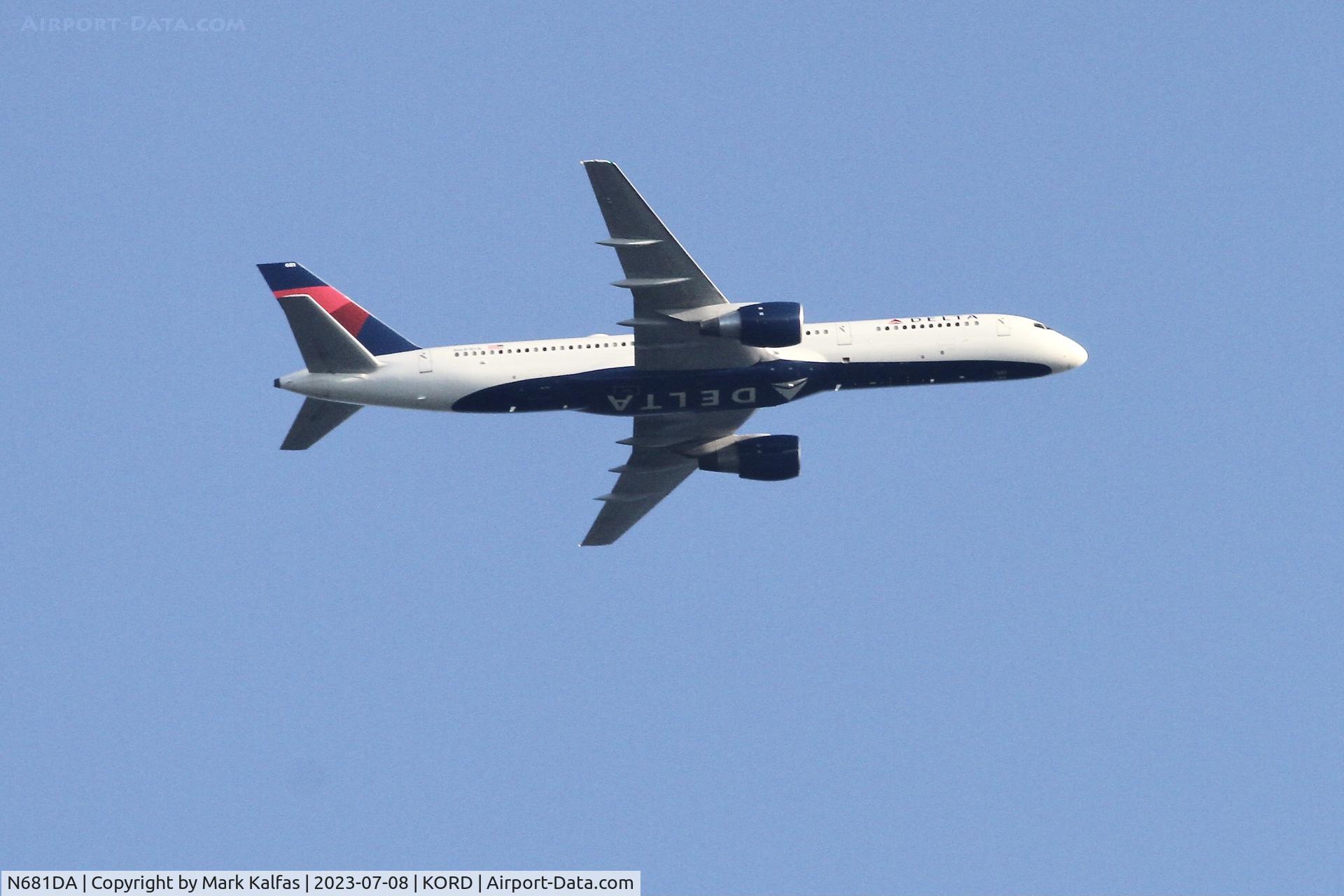 N681DA, 1993 Boeing 757-232 C/N 26957, Delta Airlines B752 N681DA DL1253 ATL-ORD
