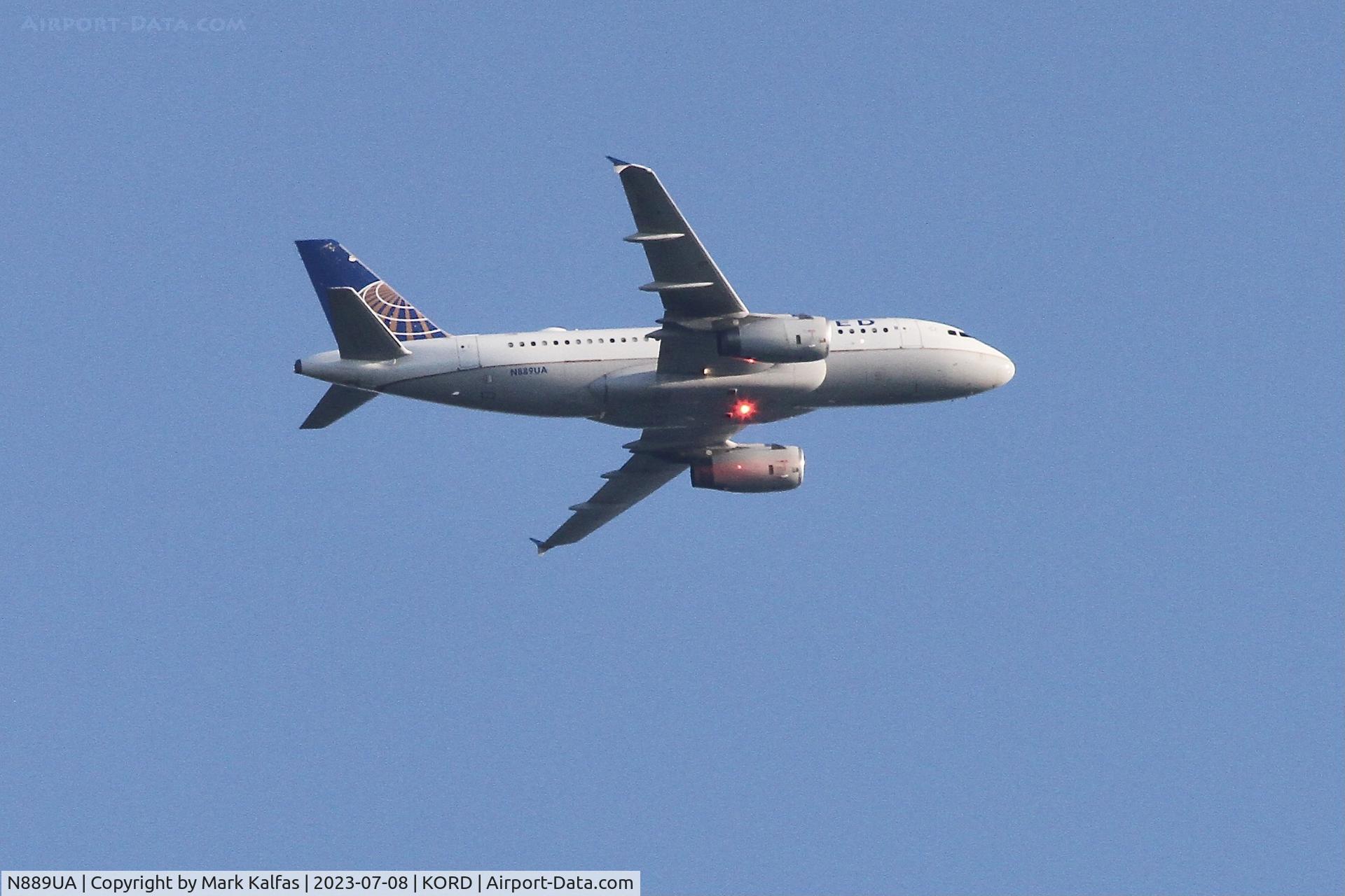 N889UA, 2005 Airbus A319-132 C/N 2667, United Airlines A319 N889UA UA590 BWI-ORD