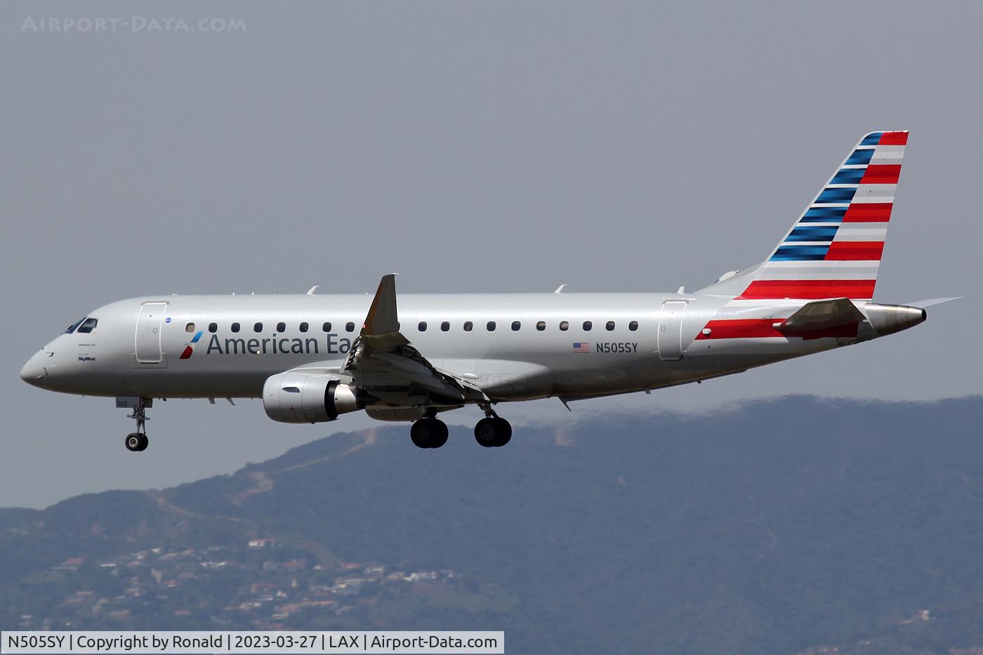 N505SY, Embraer 170-200LR C/N 17000886, at lax