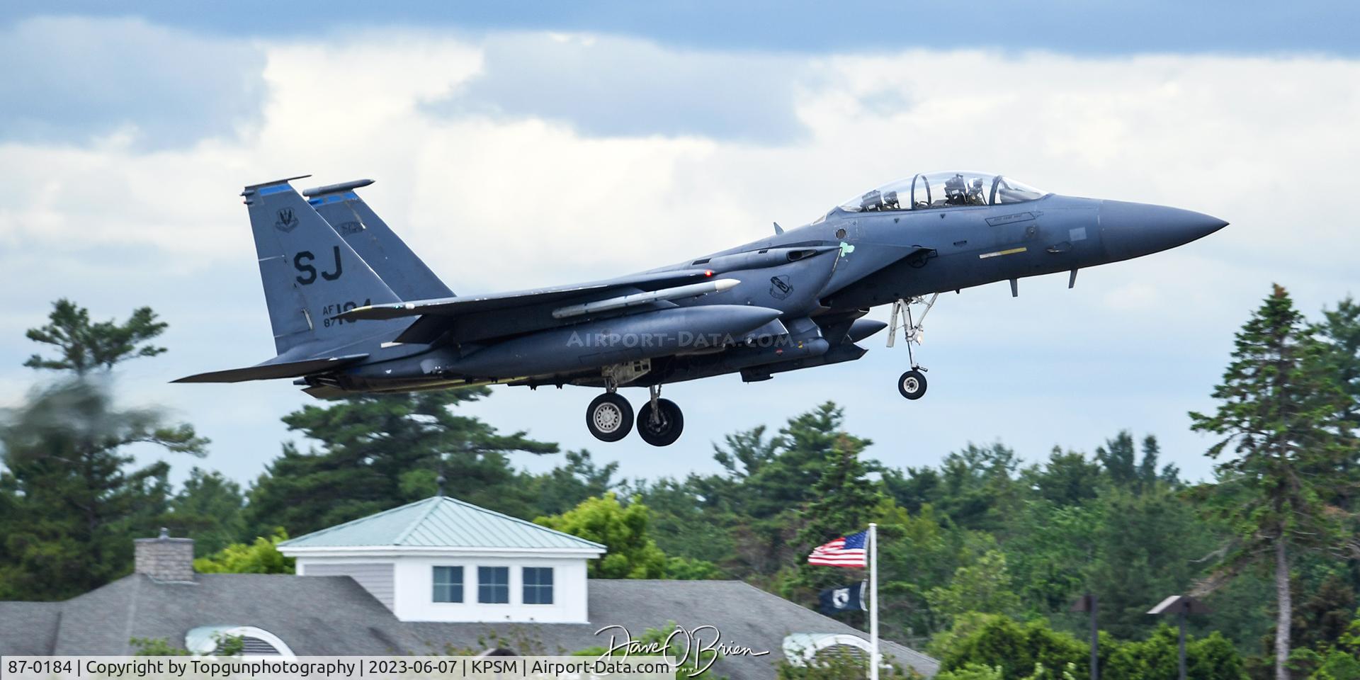 87-0184, 1987 McDonnell Douglas F-15E Strike Eagle C/N 1049/E024, RED11 is RTB