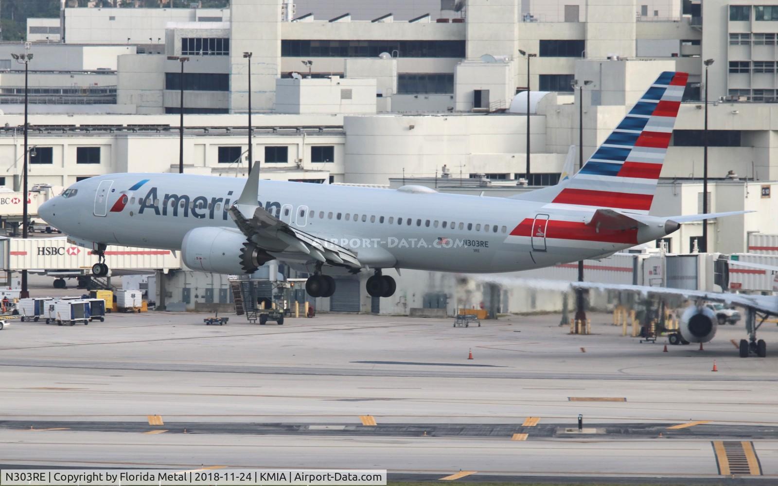 N303RE, 2018 Boeing 737-8 MAX C/N 44447, AAL 737-8 MAX zx MIA rwy 30
