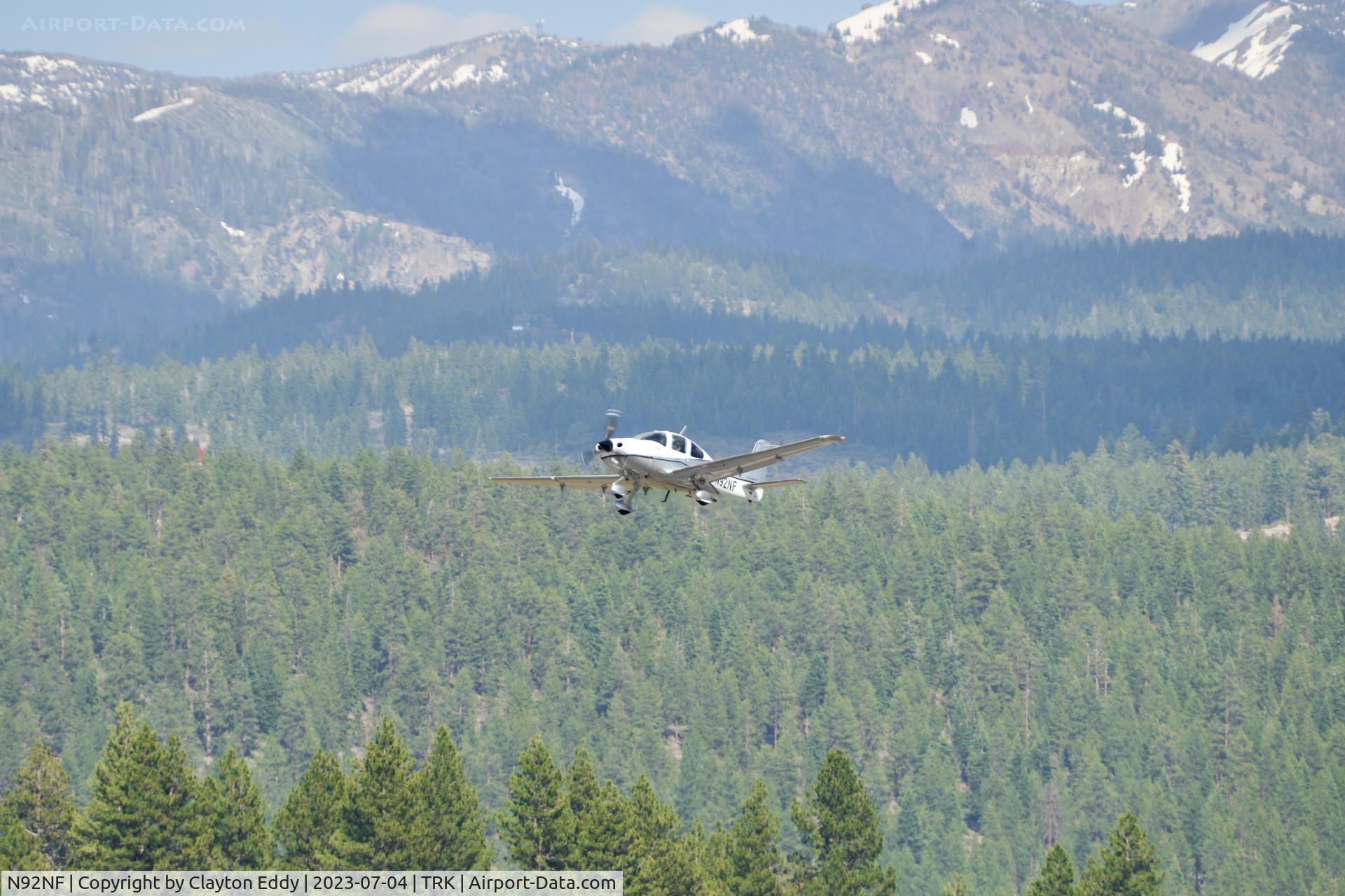 N92NF, 2016 Cirrus SR22T Carbon C/N 1425, Truckee Tahoe airport in California 2023.