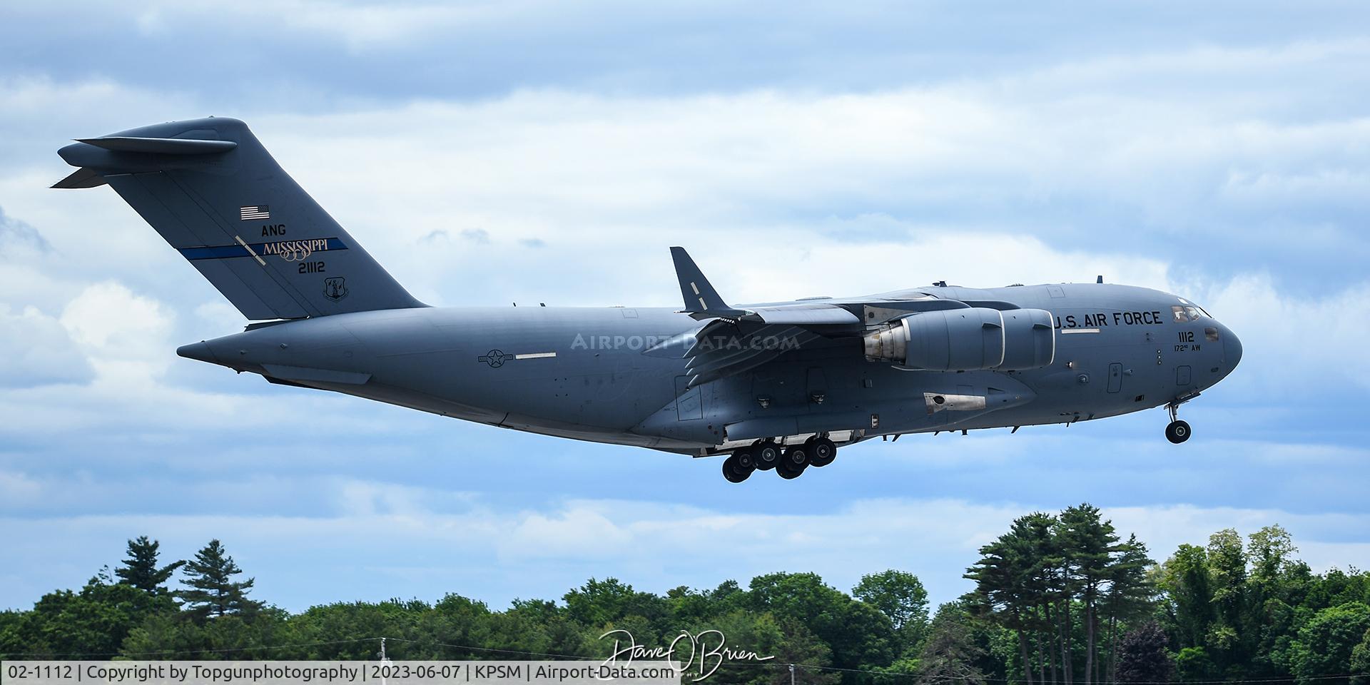 02-1112, 2002 Boeing C-17A Globemaster III C/N P-112, REACH616 coming in from EU