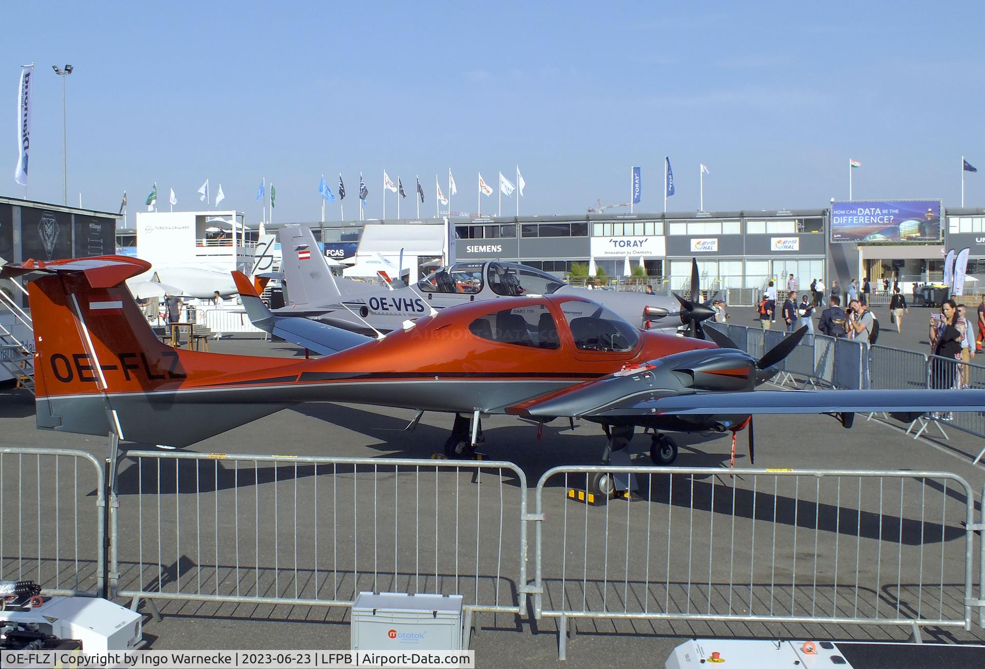 OE-FLZ, Diamond DA-42 NG Twin Star C/N 42.N351, Diamond DA-42 NG Twin Star at the Aerosalon 2023, Paris