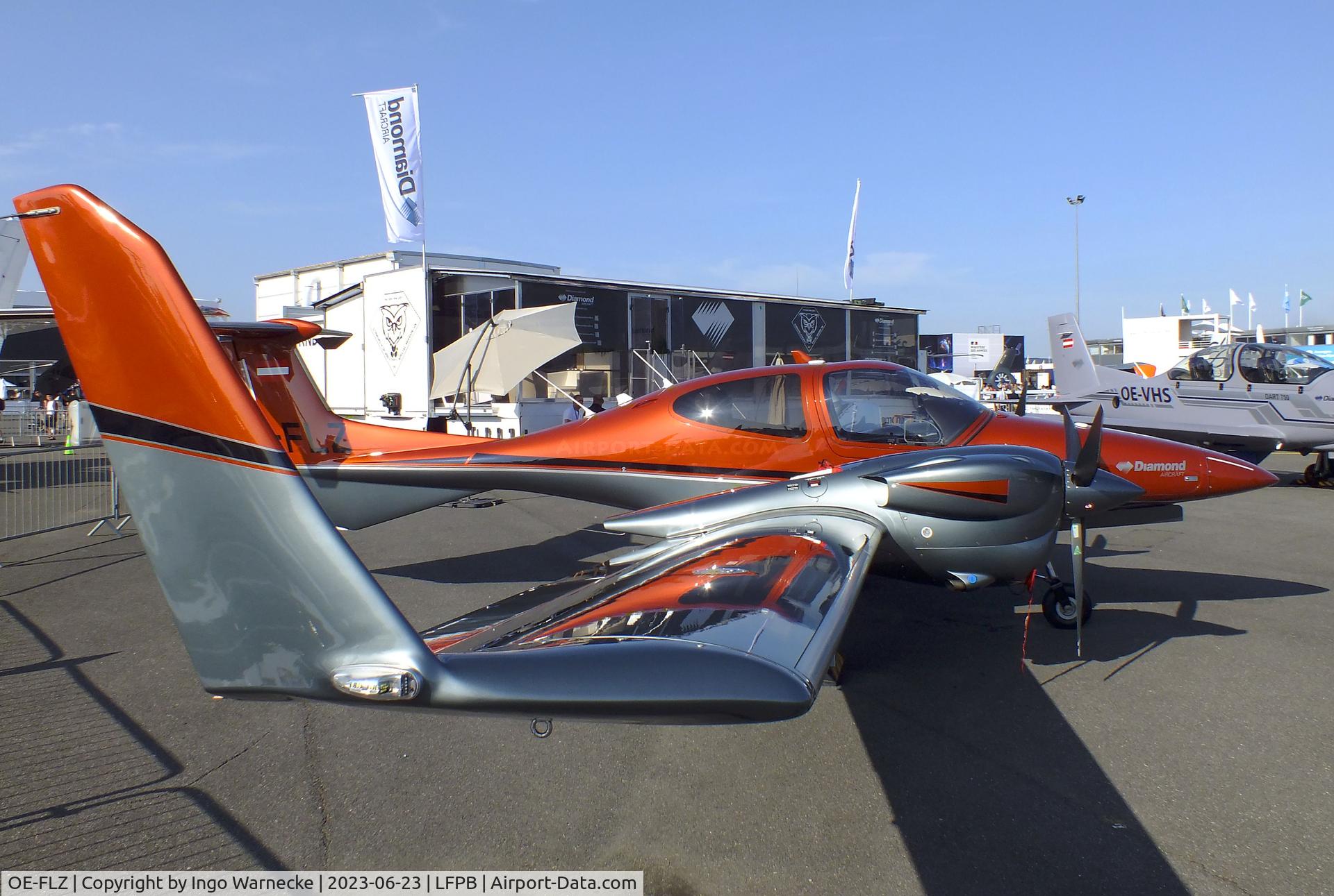 OE-FLZ, Diamond DA-42 NG Twin Star C/N 42.N351, Diamond DA-42 NG Twin Star at the Aerosalon 2023, Paris