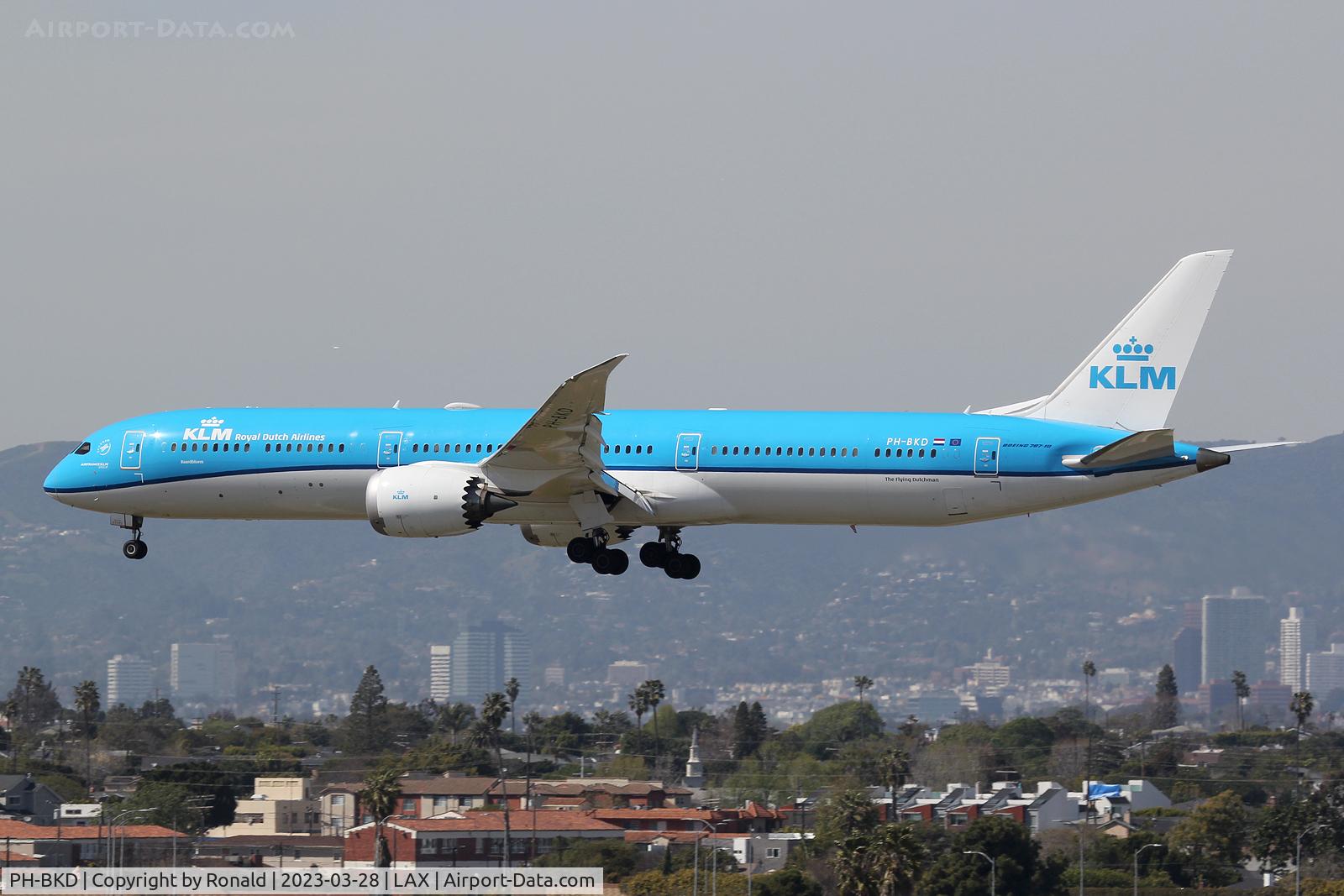 PH-BKD, 2019 Boeing 787-10 Dreamliner C/N 42492, at lax