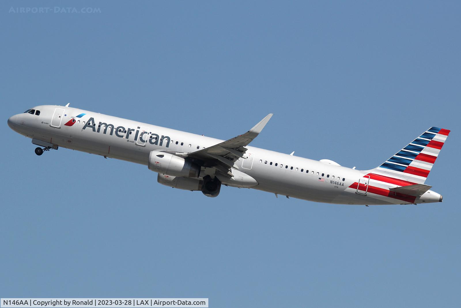N146AA, 2015 Airbus A321-231 C/N 6761, at lax