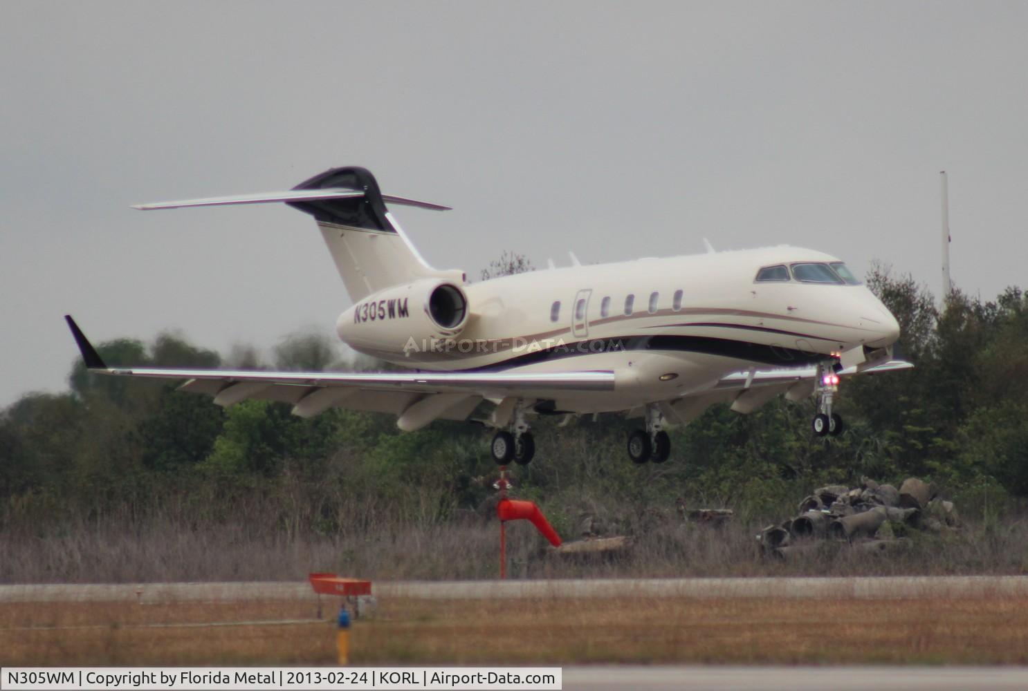 N305WM, 2012 Bombardier Challenger 300 (BD-100-1A10) C/N 20379, Challenger 300 zx